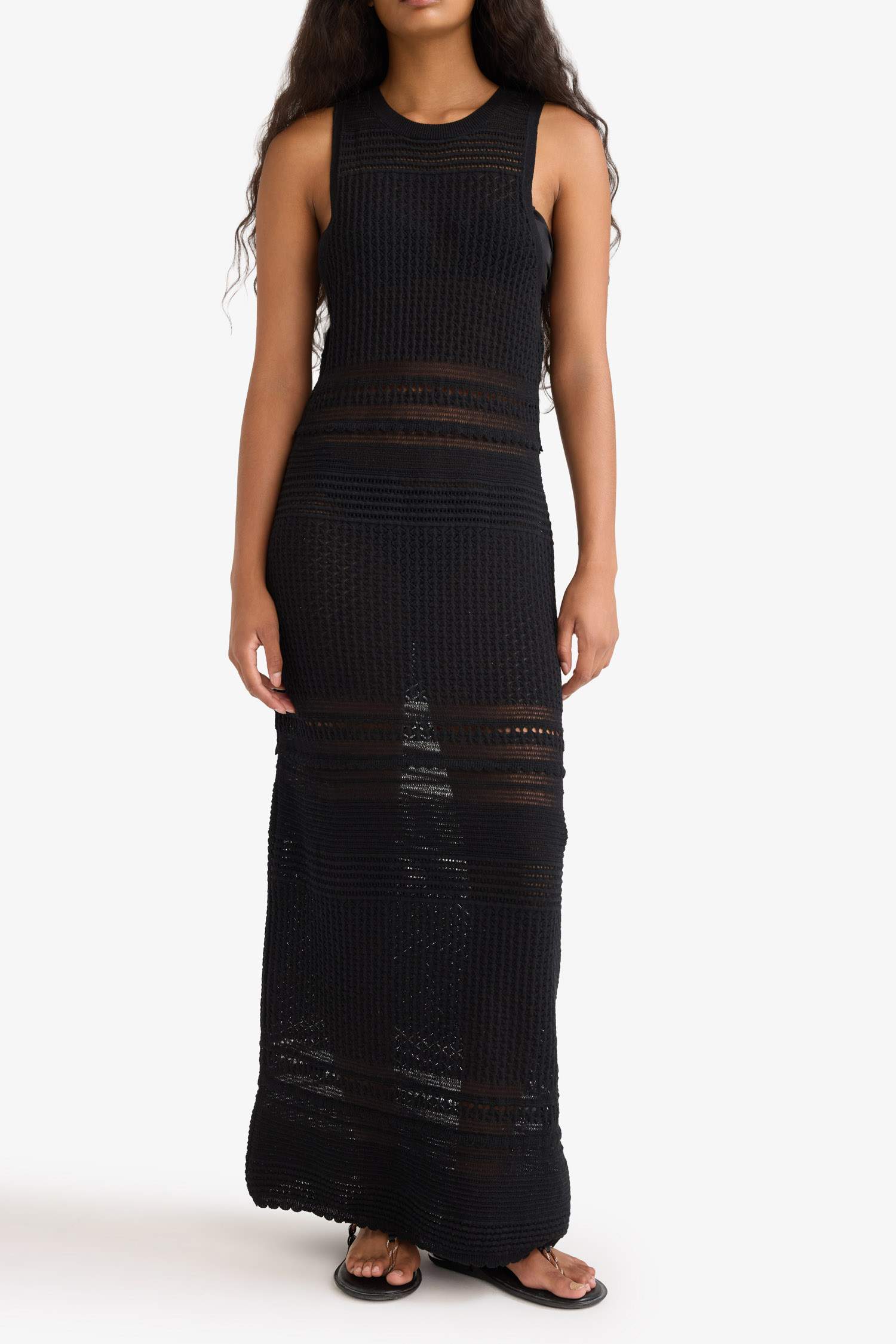 Slim Fit Dar Kesim Halter Yaka Kroşe Kolsuz Maxi Elbise