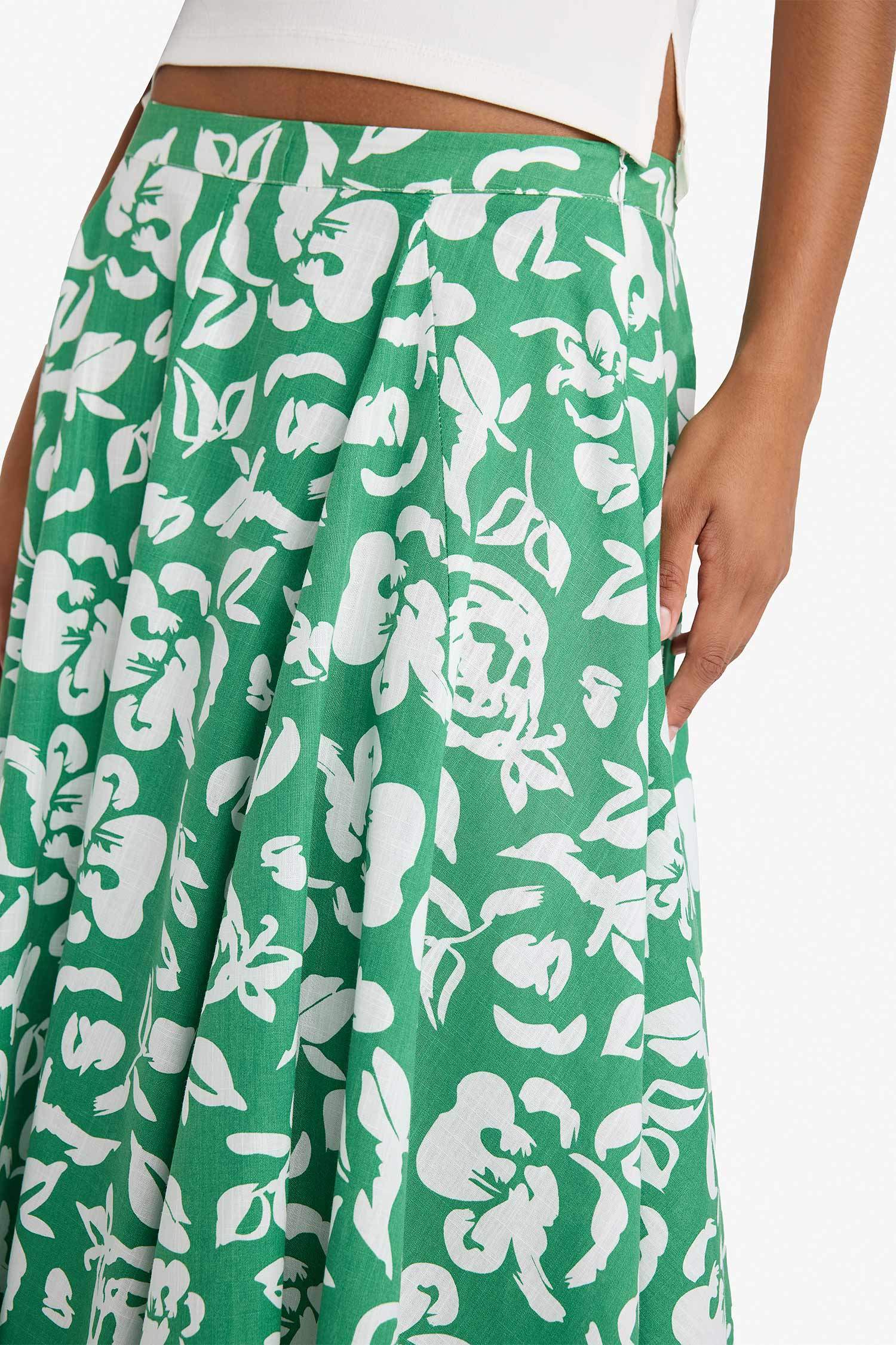 A Cut Floral Linen Look Normal Waist Maxi Skirt