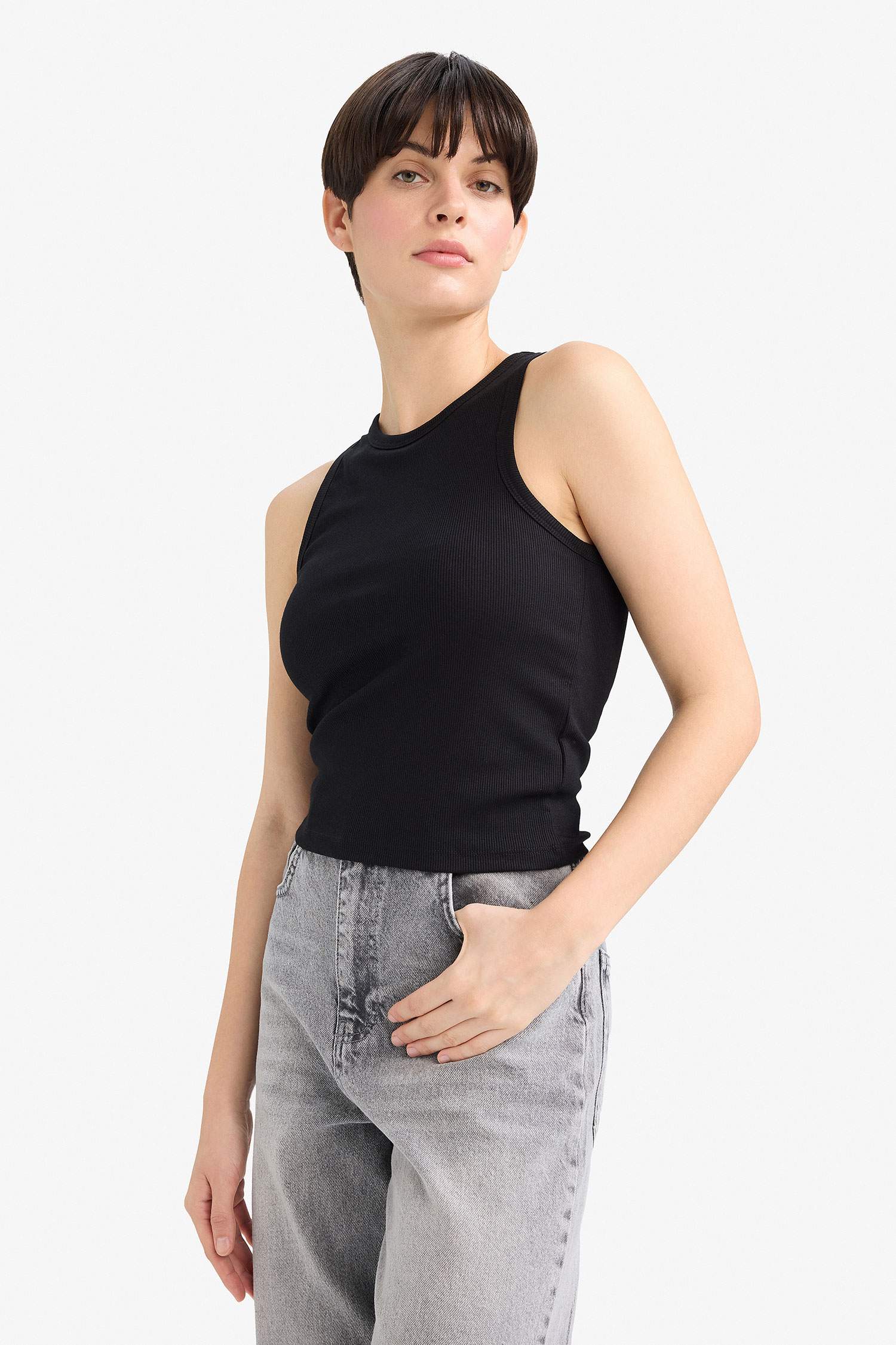 Slim Fit Basic Camisole Halter Collar Tank Top