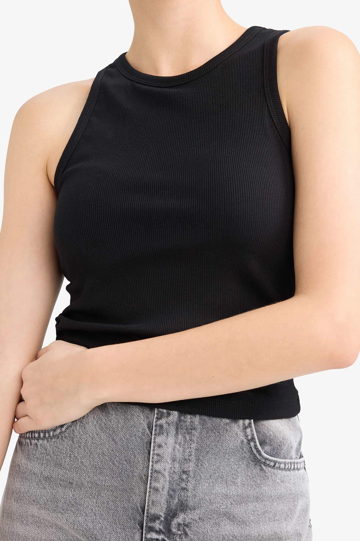 Slim Fit Basic Camisole Halter Collar Tank Top