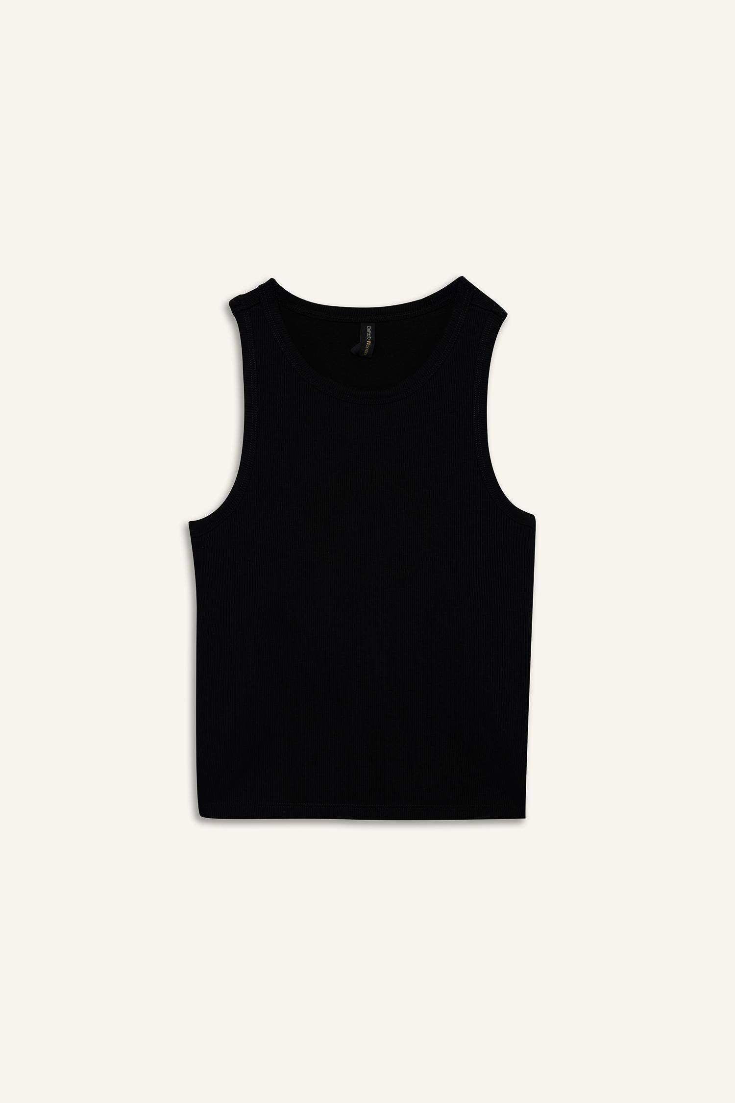 Slim Fit Basic Camisole Halter Collar Tank Top