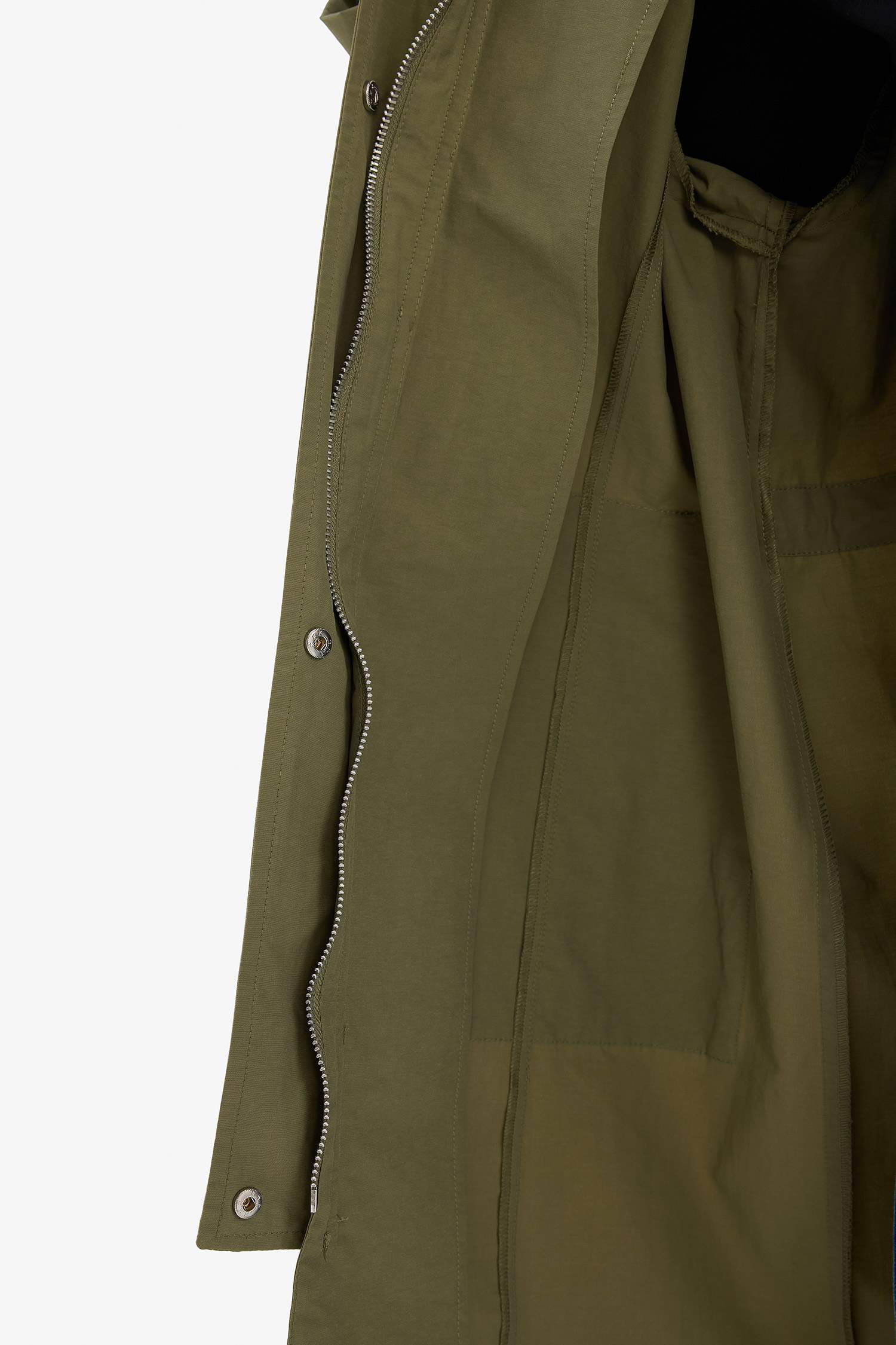 جاكيت مطر قصة عادية