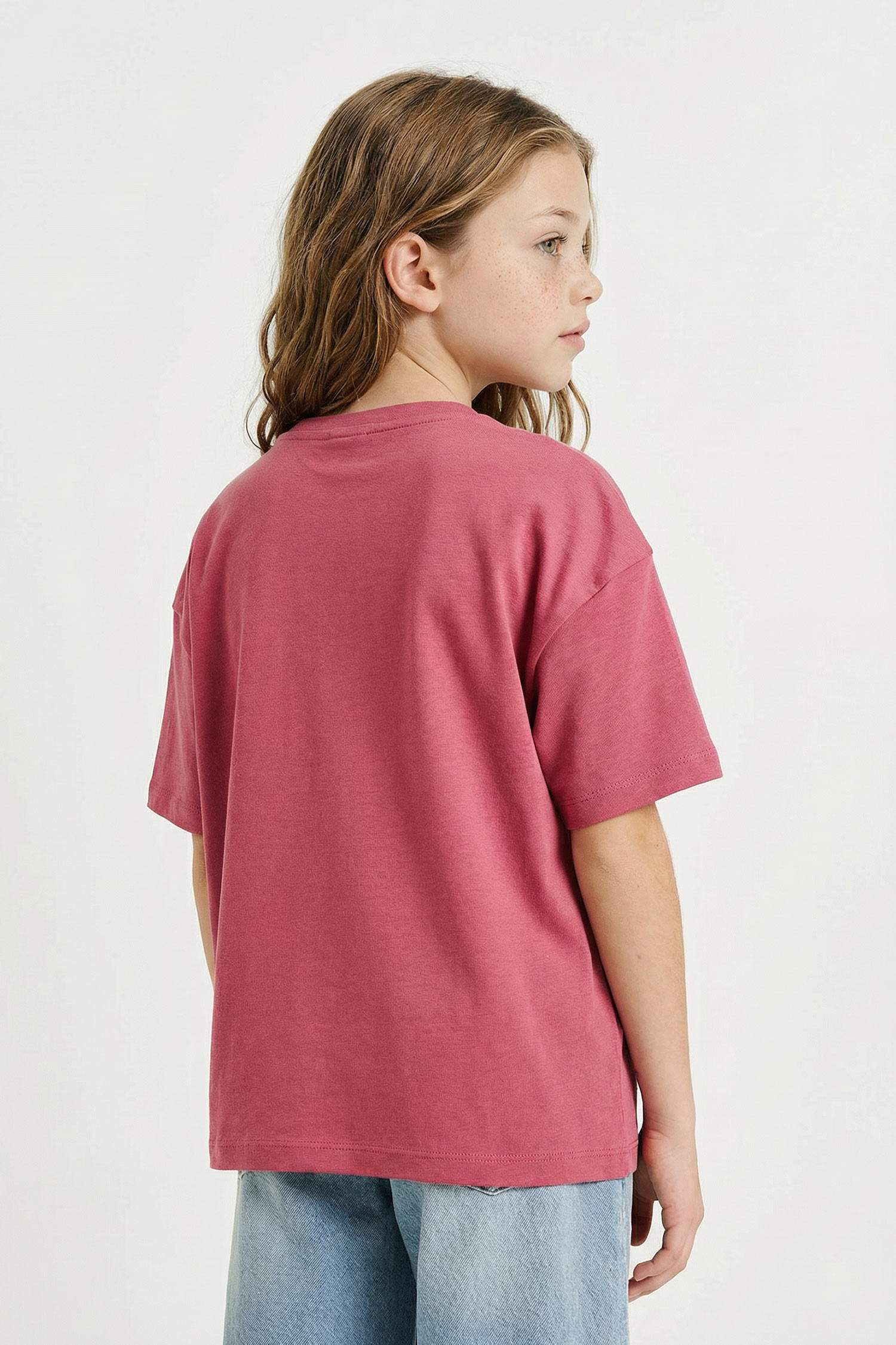 Қыздарға арналған Oversize кең пішімді дөңгелек жағалы қысқа жеңді футболка