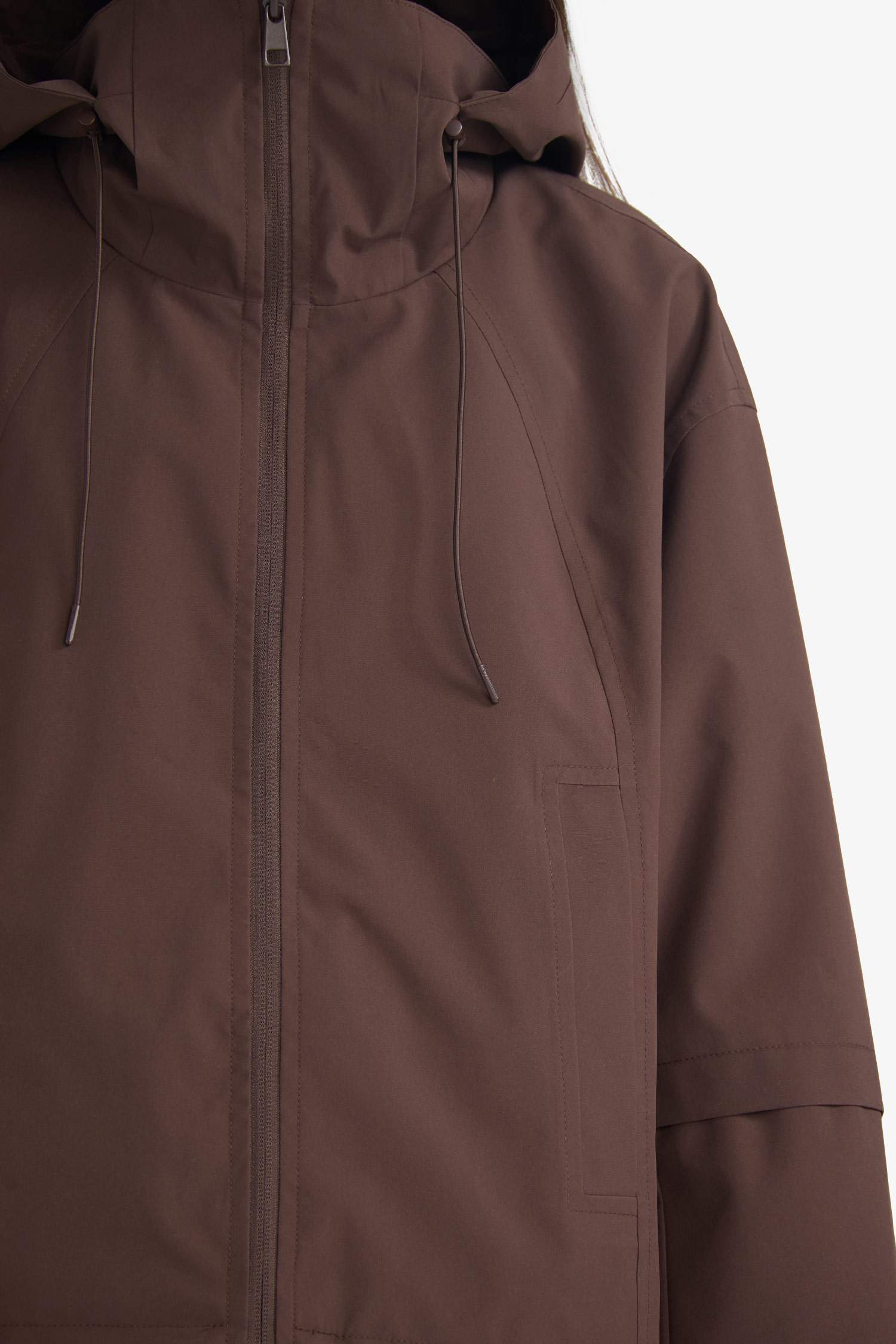 Regular Fit су өткізбейтін жаңбырлатқыш