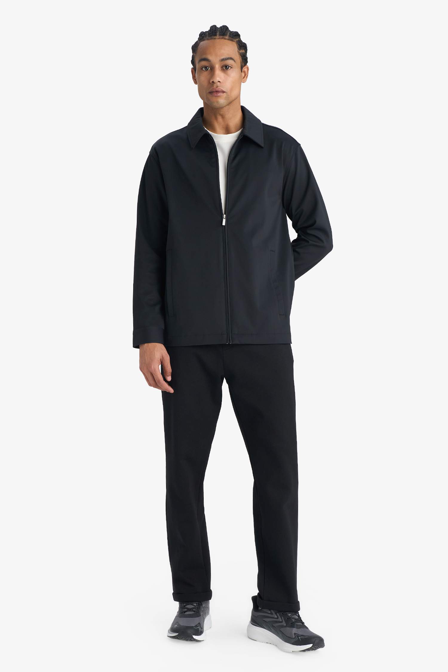 Slim Fit жел өткізбейтін куртка