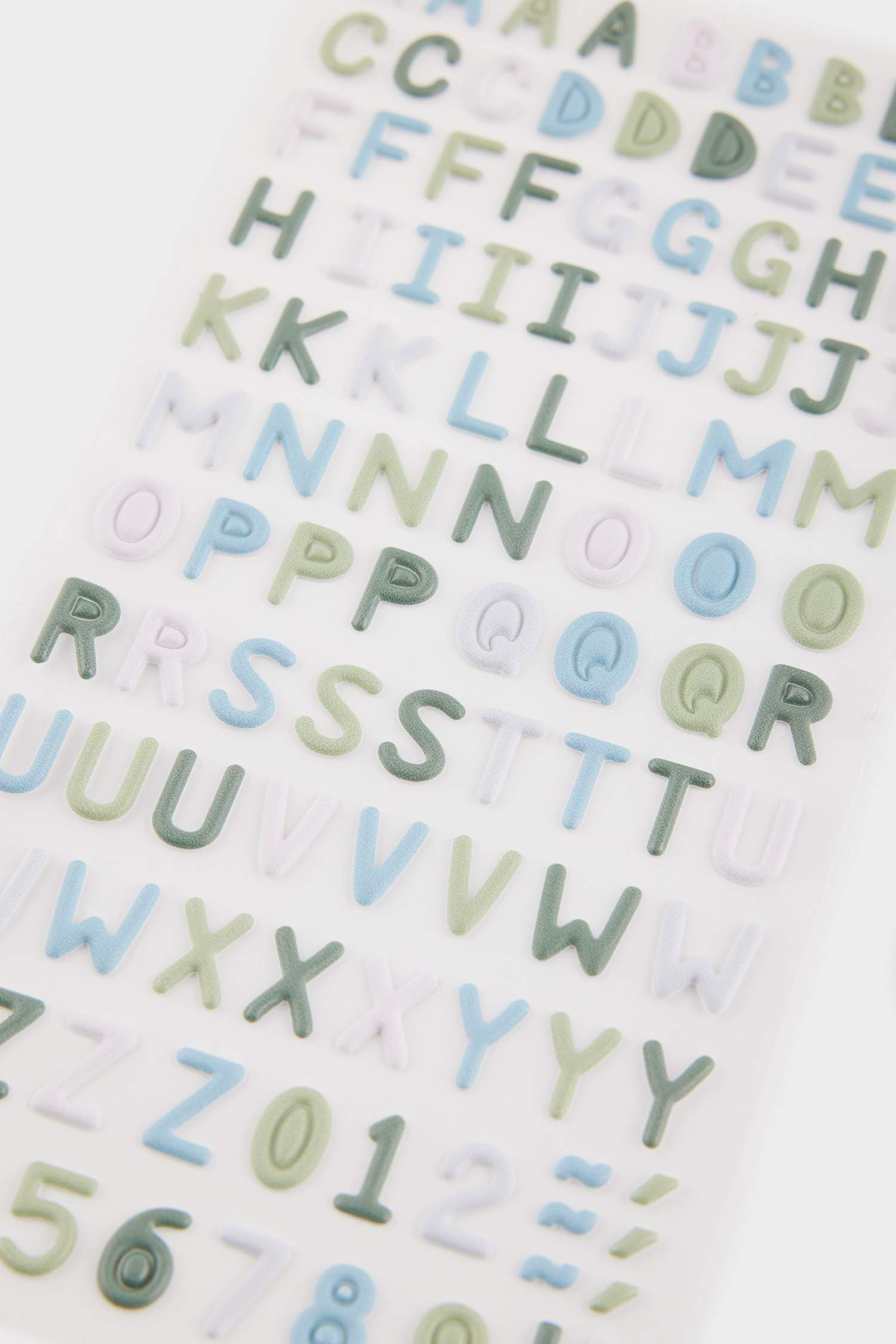 Kadın Yonca Temalı Harfli Charm Anahtarlık