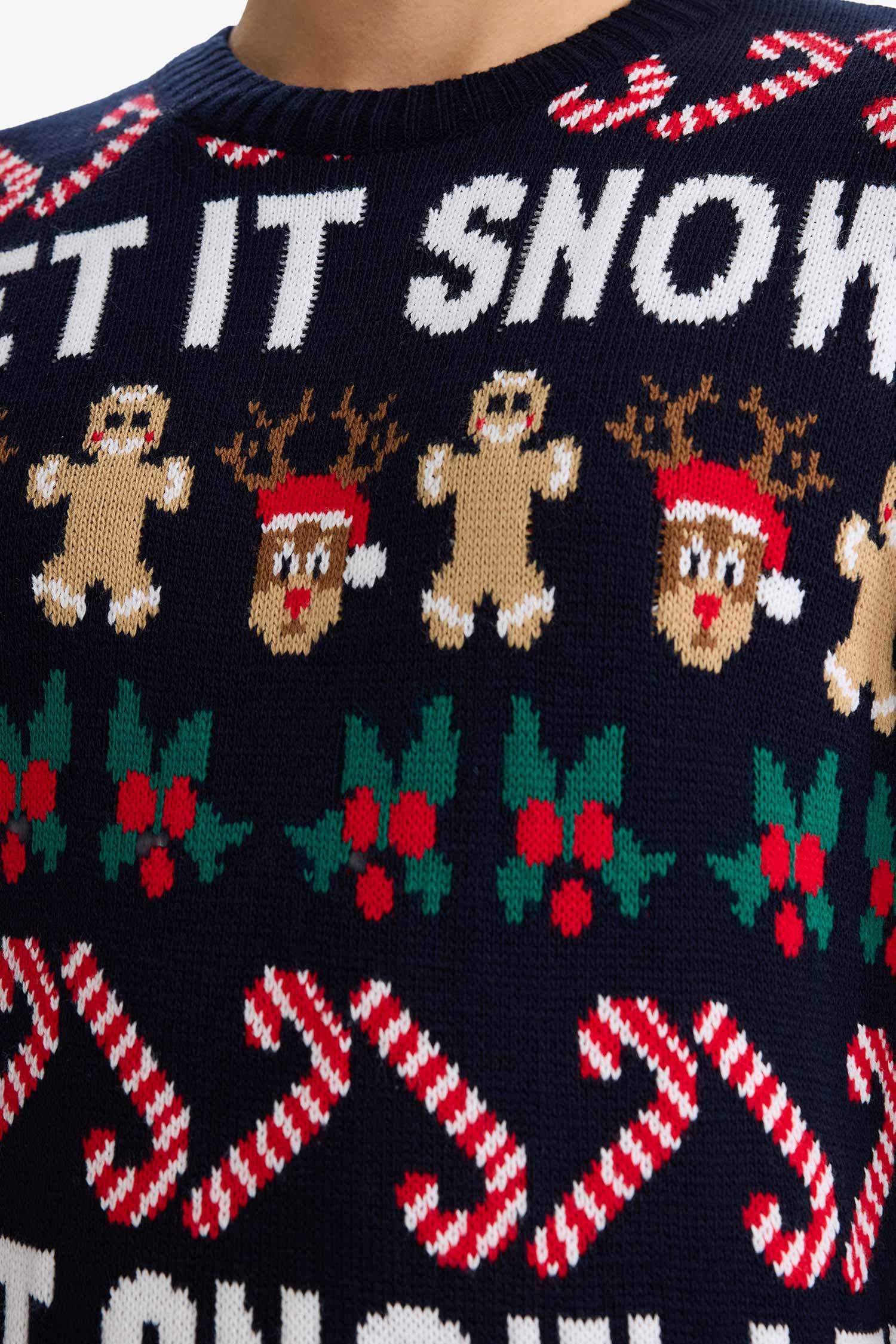 بلوفر تريكو بطبعة كريسماس