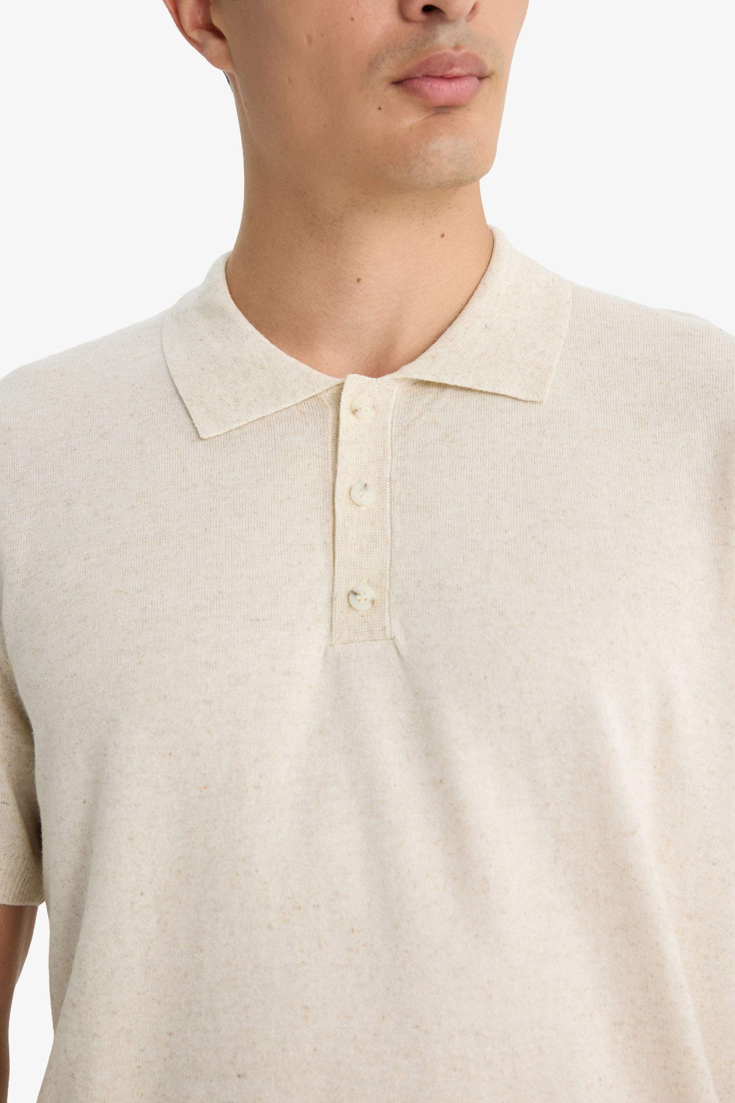 Standart Fit Düğmeli Polo Yaka Triko Kısa Kollu Tişört