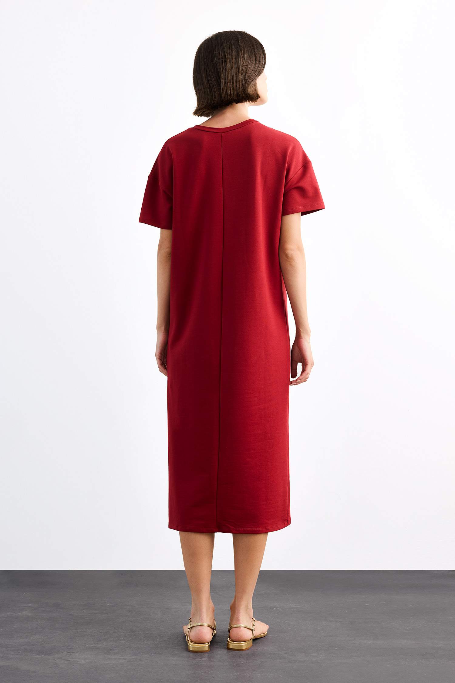 Bisiklet Yaka Basic Düz Kısa Kollu Midi Elbise