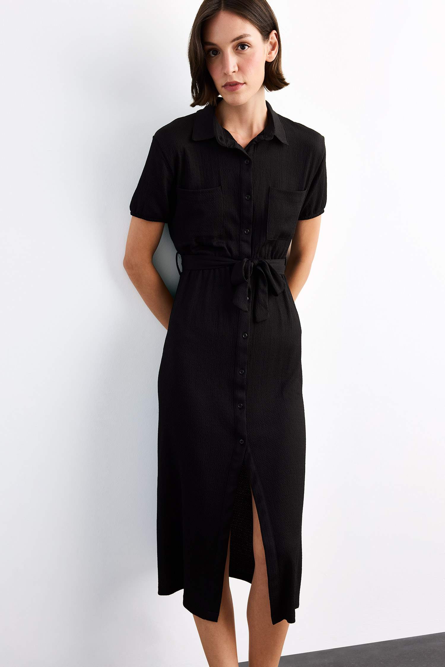 Gömlek Yaka Kemerli Kısa Kollu Midi Elbise