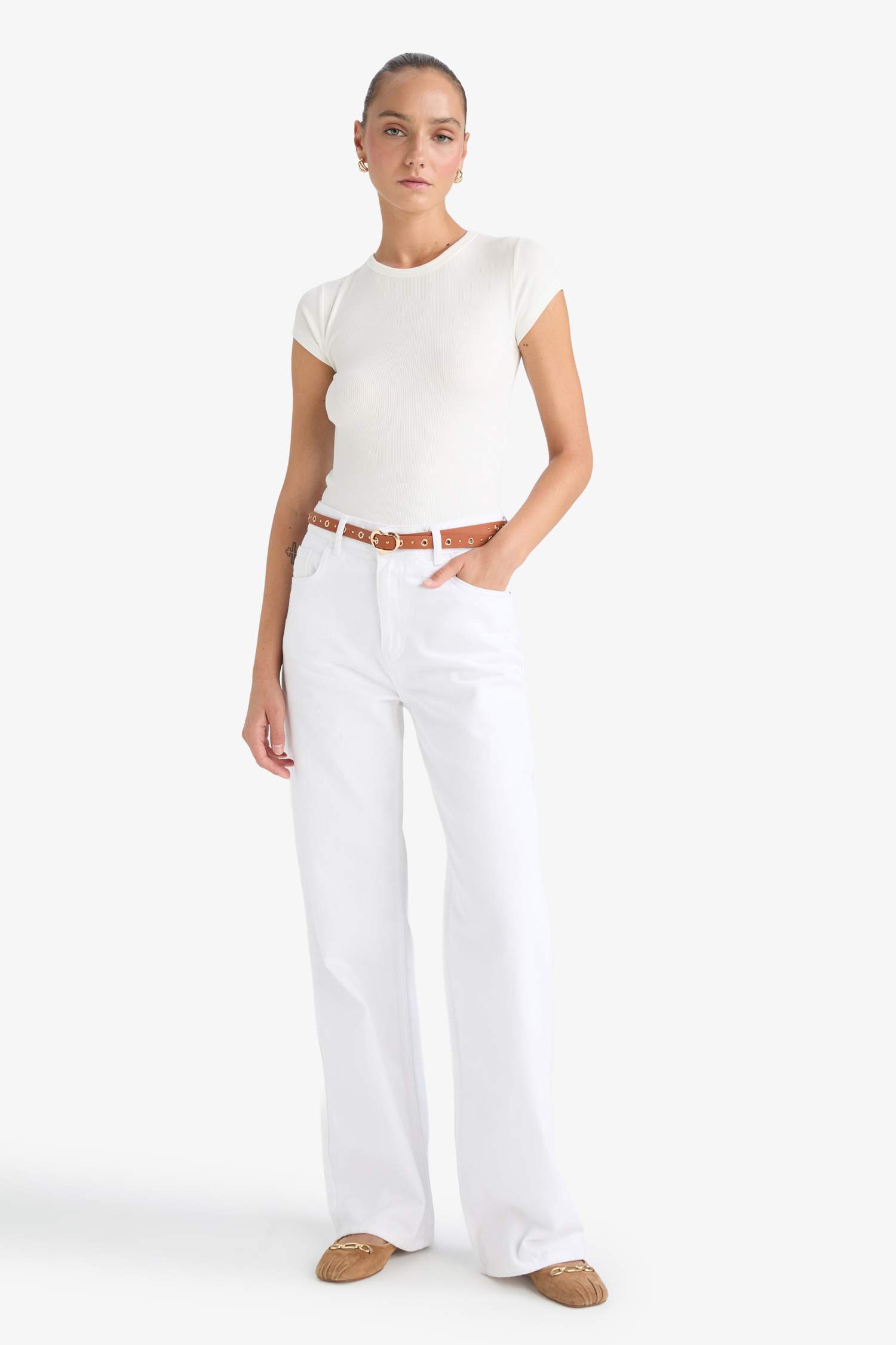 Bisiklet Yaka Kısa Kollu Tişört