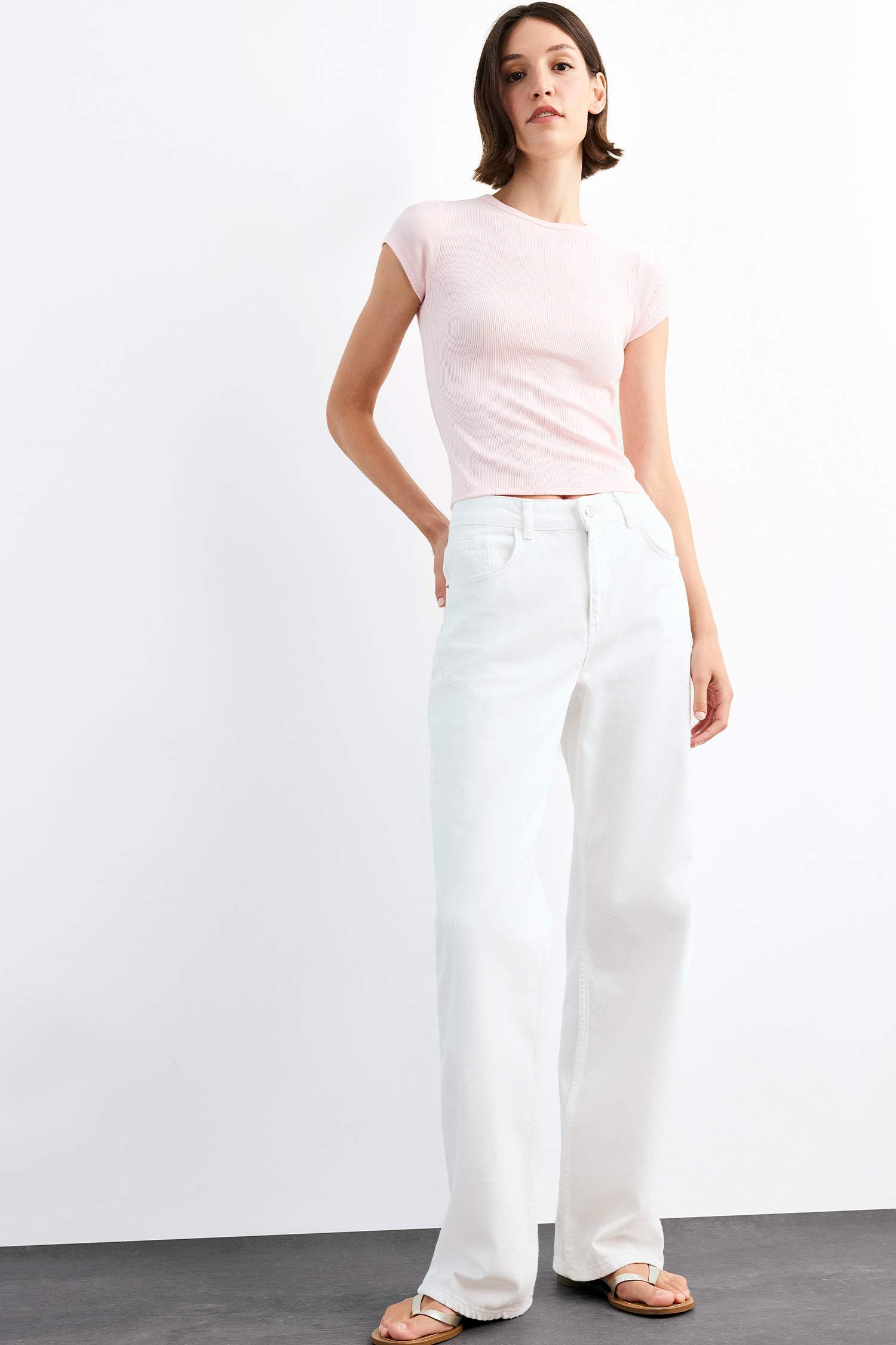 Bisiklet Yaka Kısa Kollu Tişört