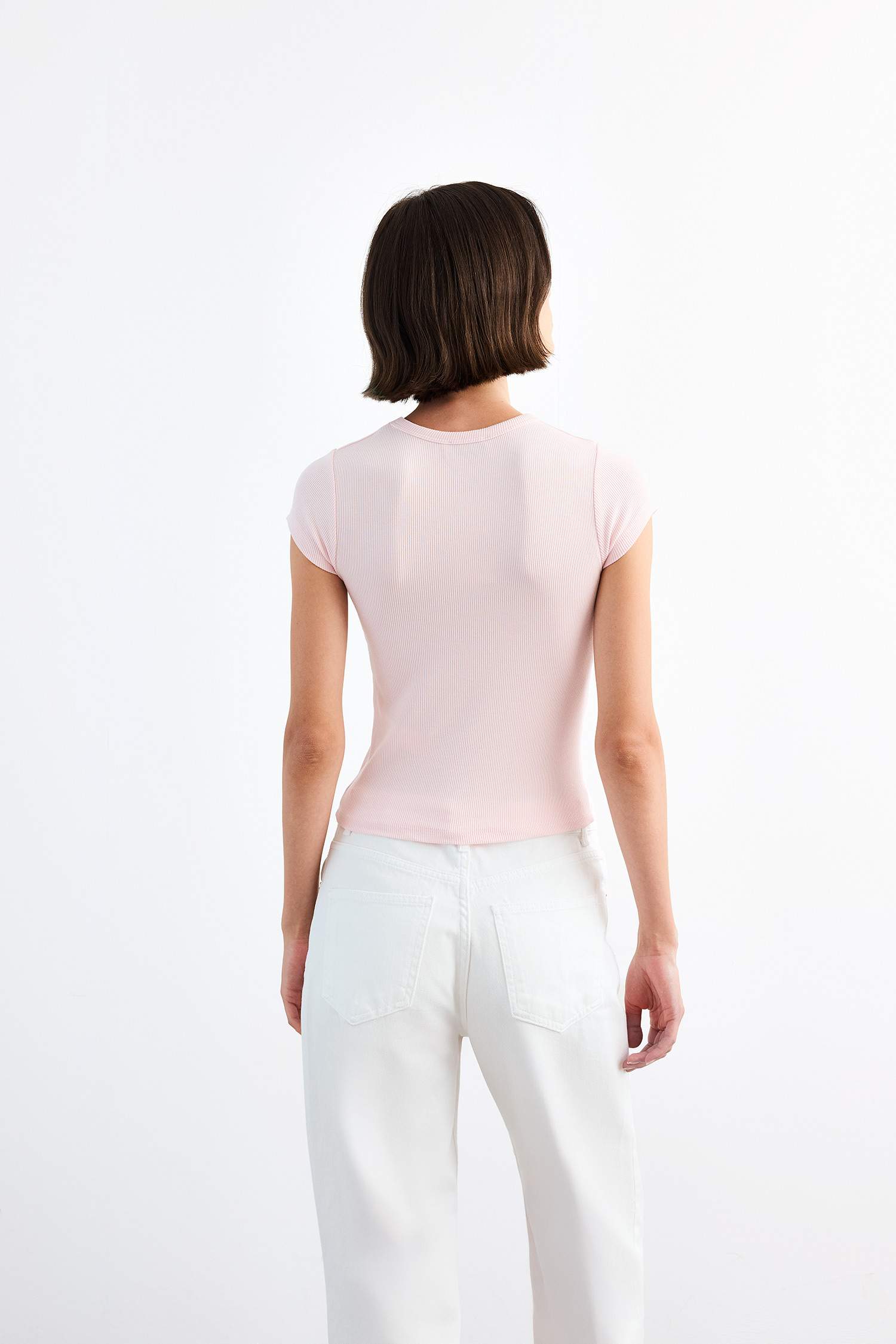 Bisiklet Yaka Kısa Kollu Tişört