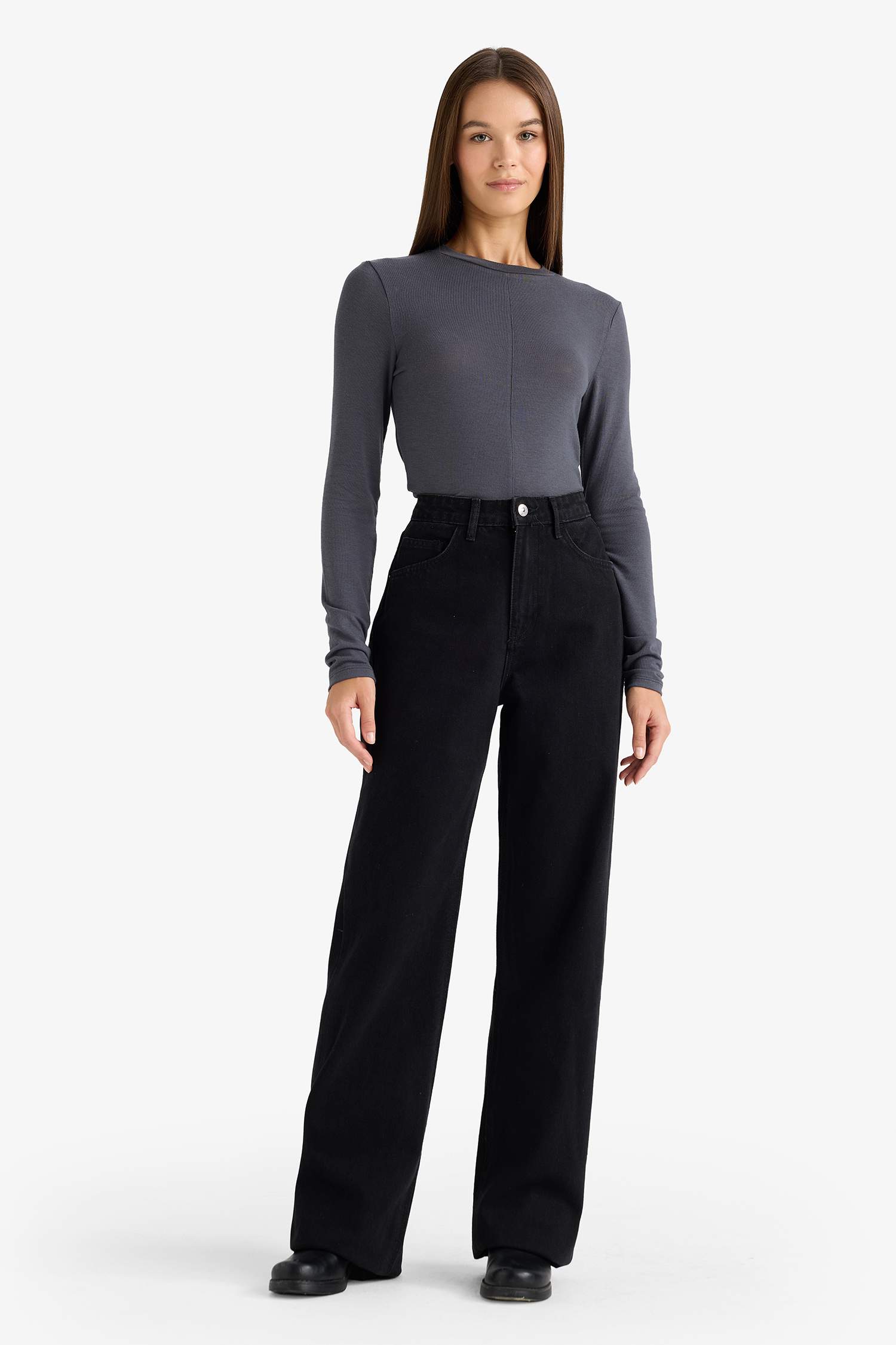 Slim Fit Crew Neck Long Sleeve T-Shirt