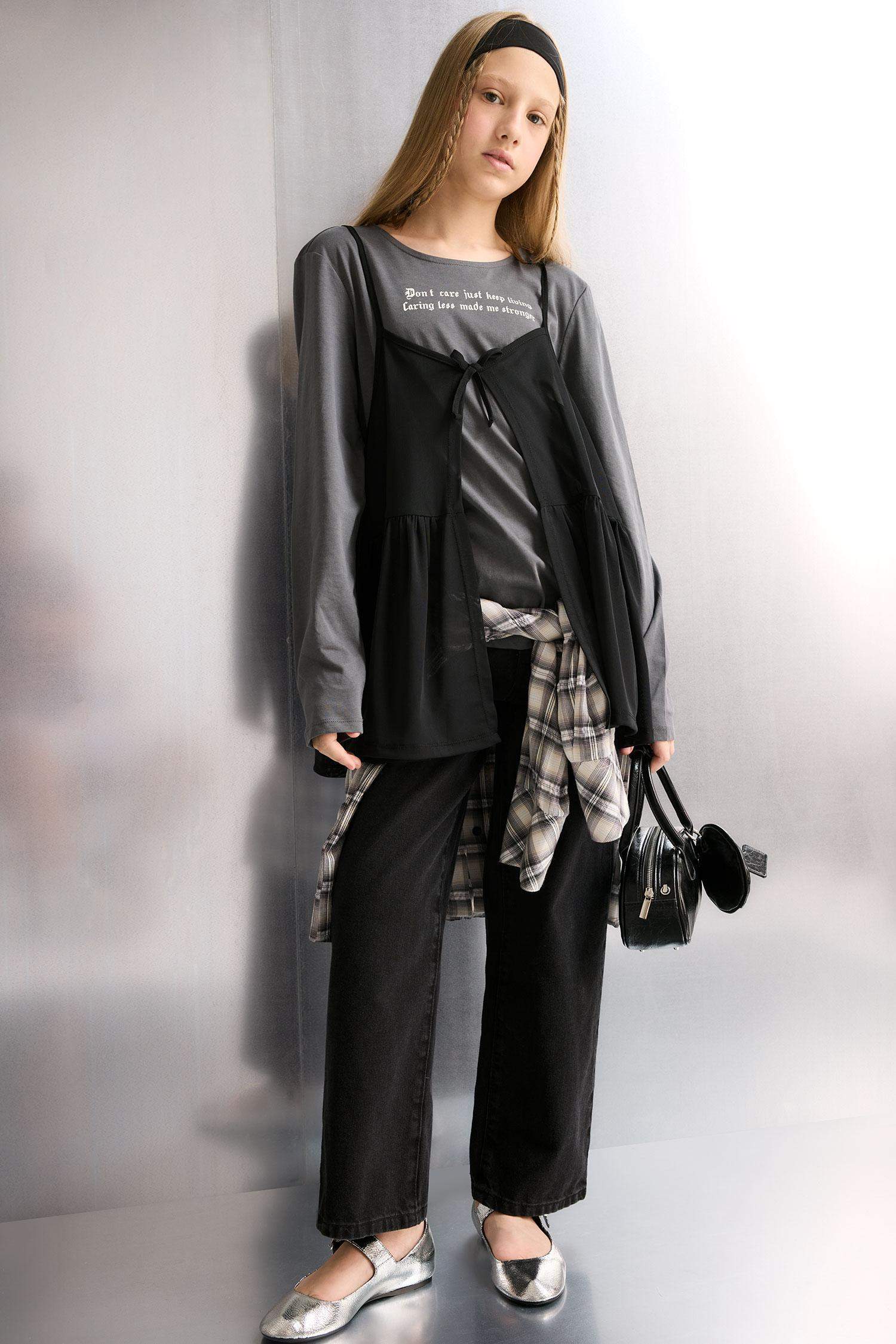 تيشيرت بناتي ردن طويل بطبعة شعار قصة فضفاضة بياقة مستديرة