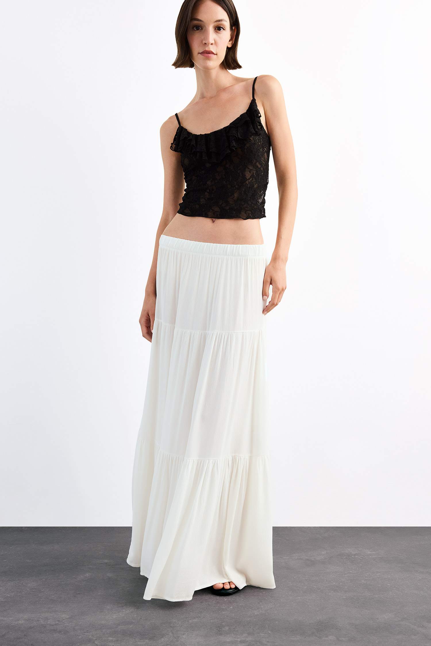 Strapless Flounced Lace Blouse
