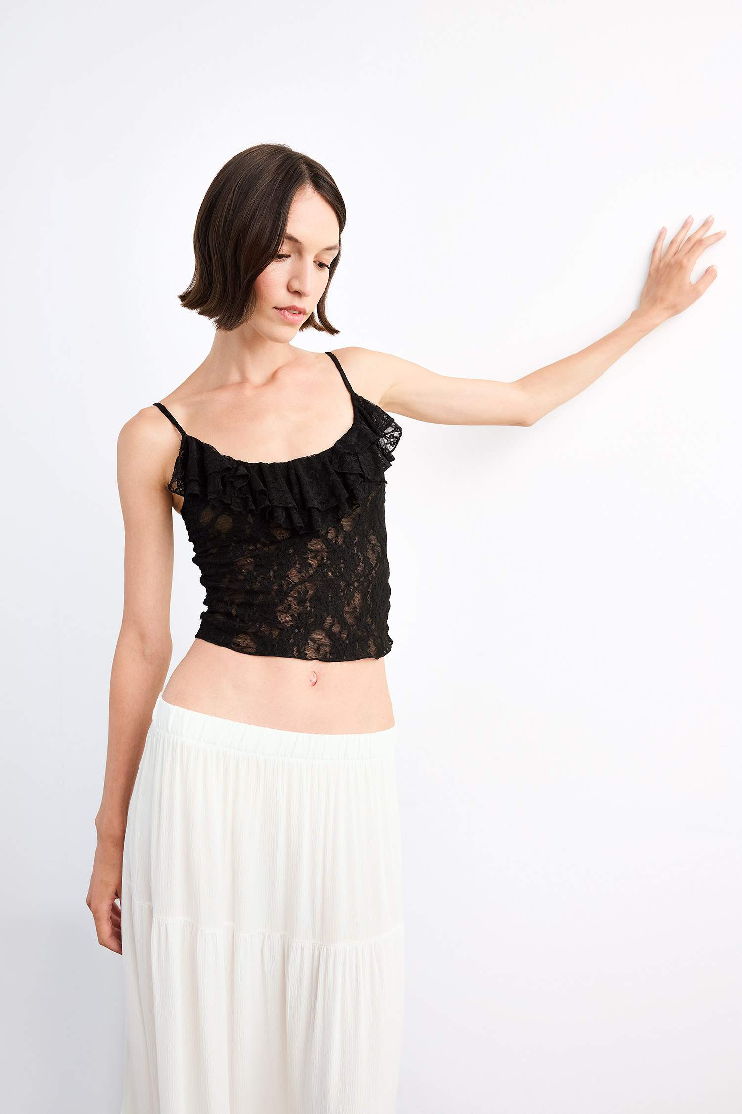 Strapless Flounced Lace Blouse