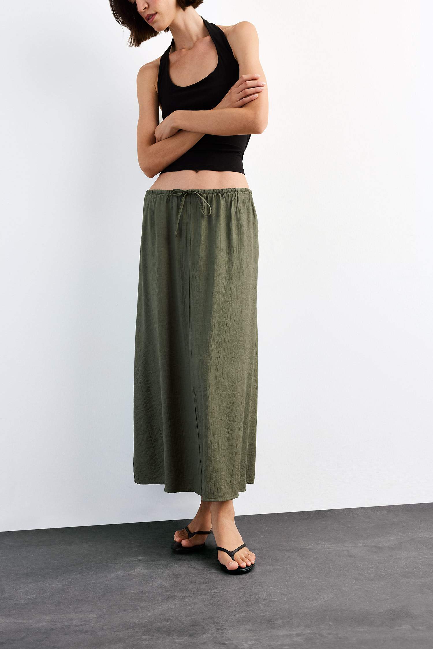 Relax Fit Beli Lastikli Krinkıl Kumaş Midi Etek