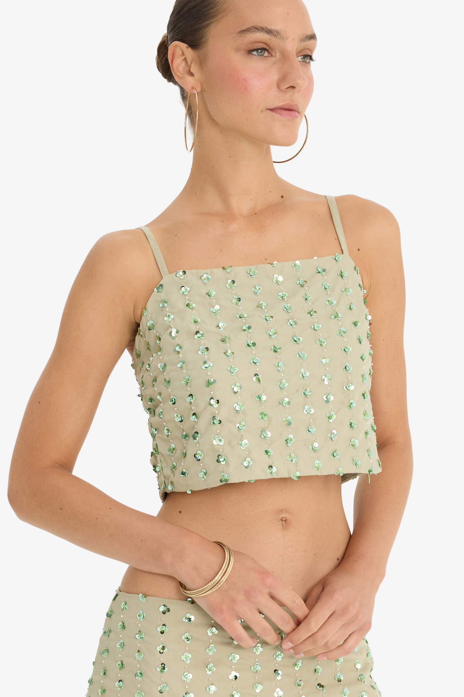 Regular Fit Strapless Sleeveless Blouse