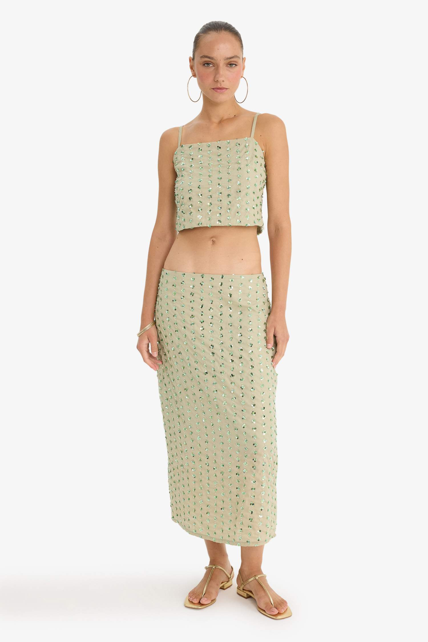 Regular Fit Strapless Sleeveless Blouse