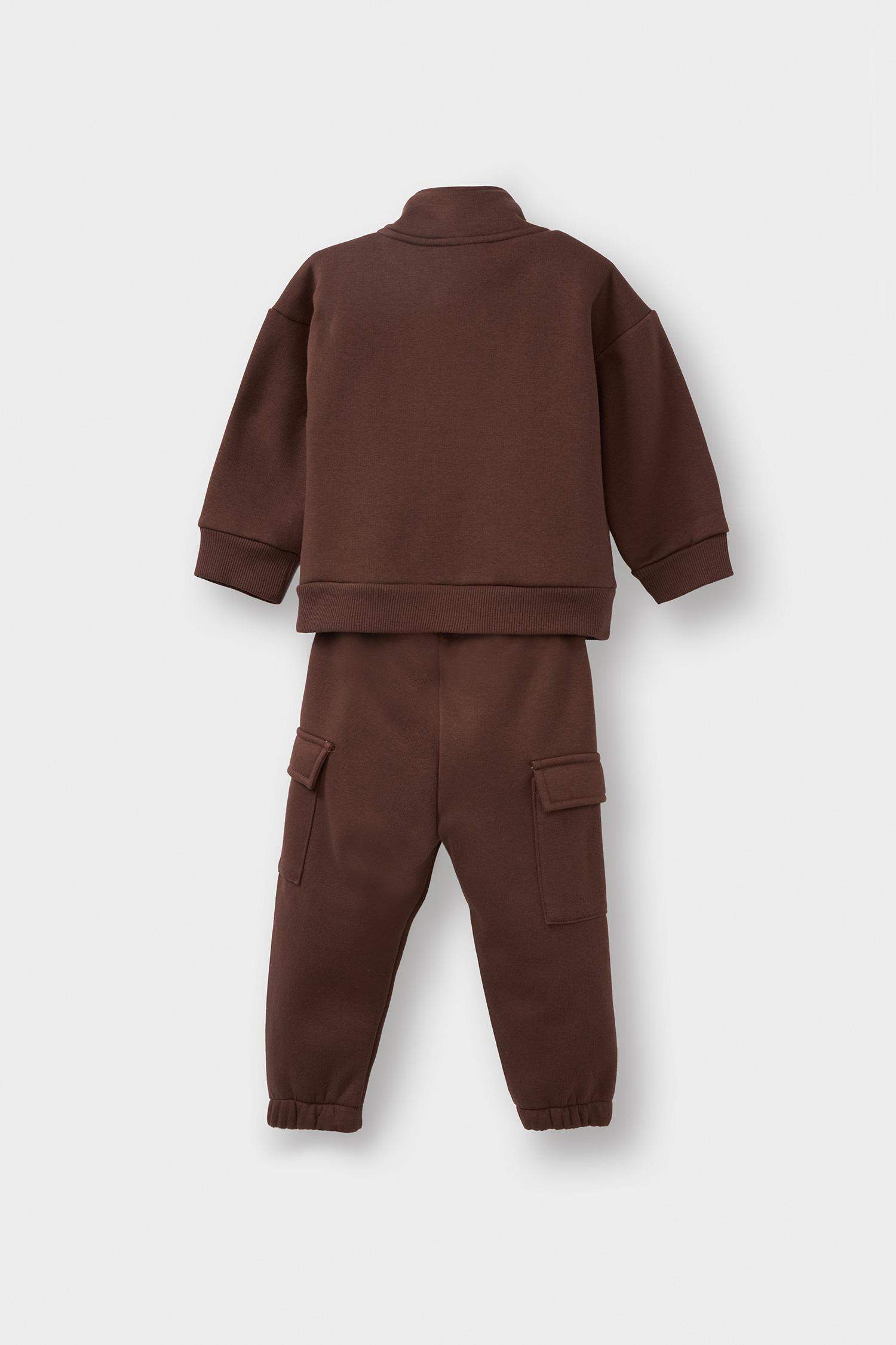 سيت بيبي ولادي سويت شيرت وبنطلون بجامة بطبعة شعار - قطعتين