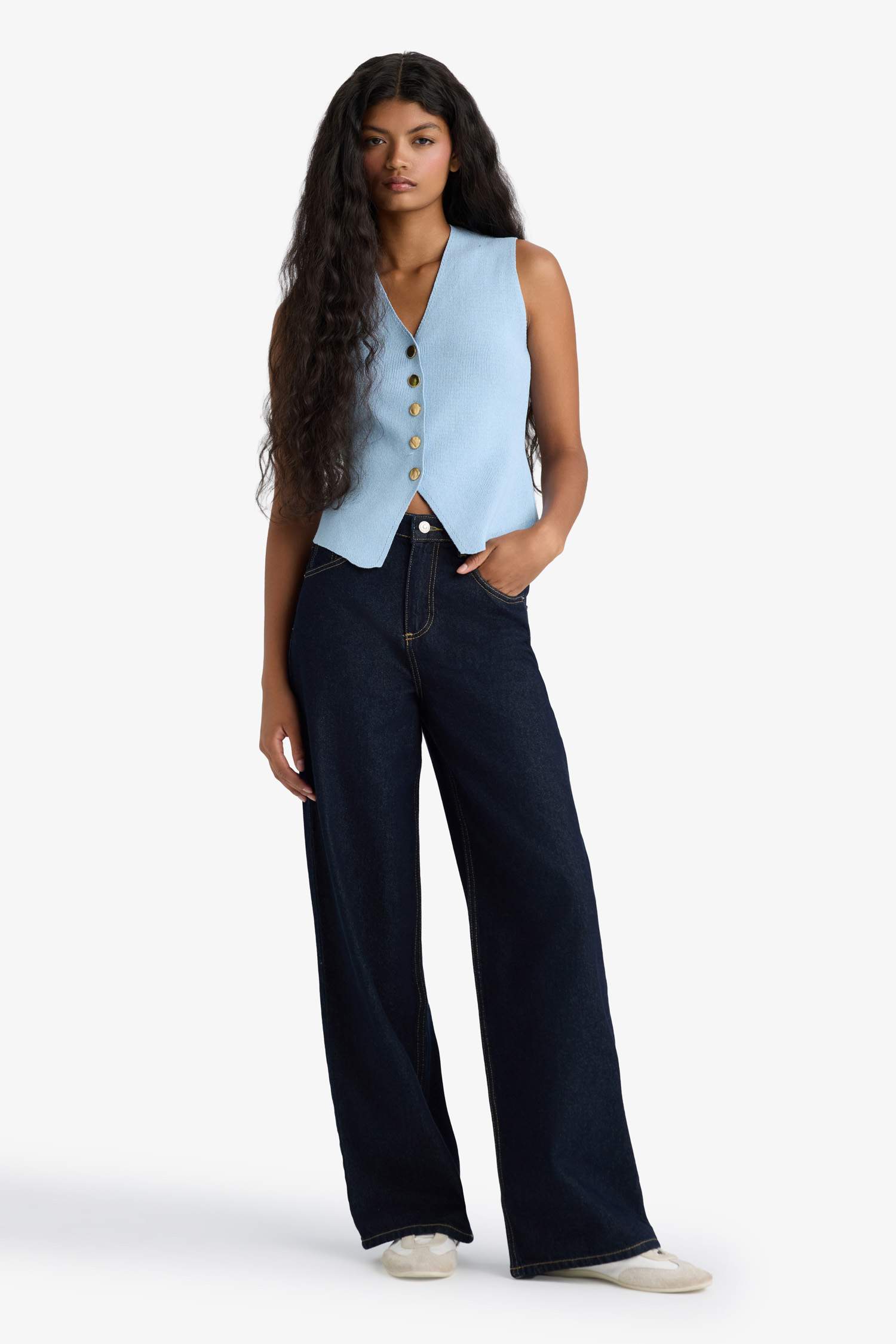 Fitted V Yaka Düğmeli Triko Yelek