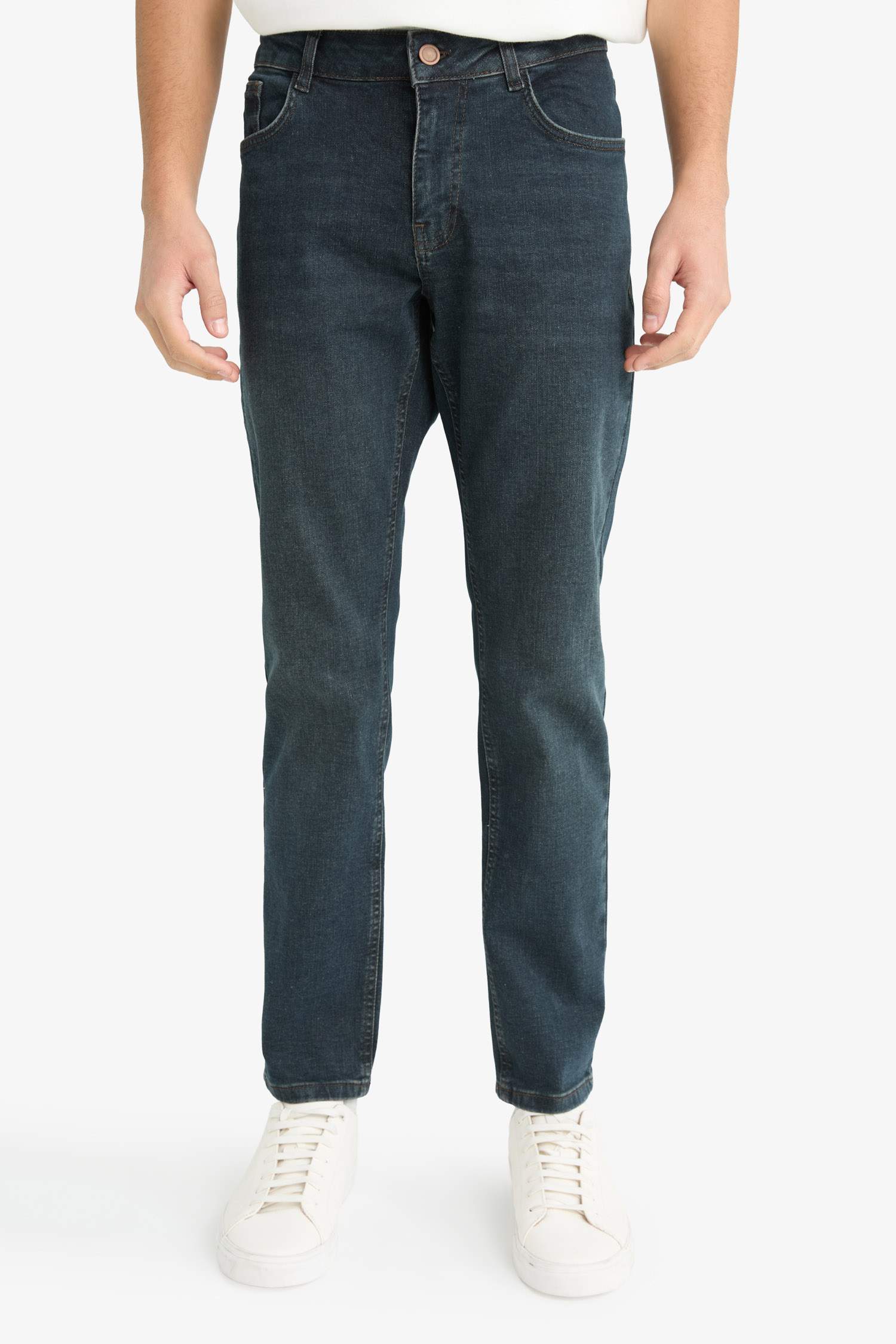 Pedro Slim Fit Dar Kalıp Normal Bel Dar Paça Jean Pantolon