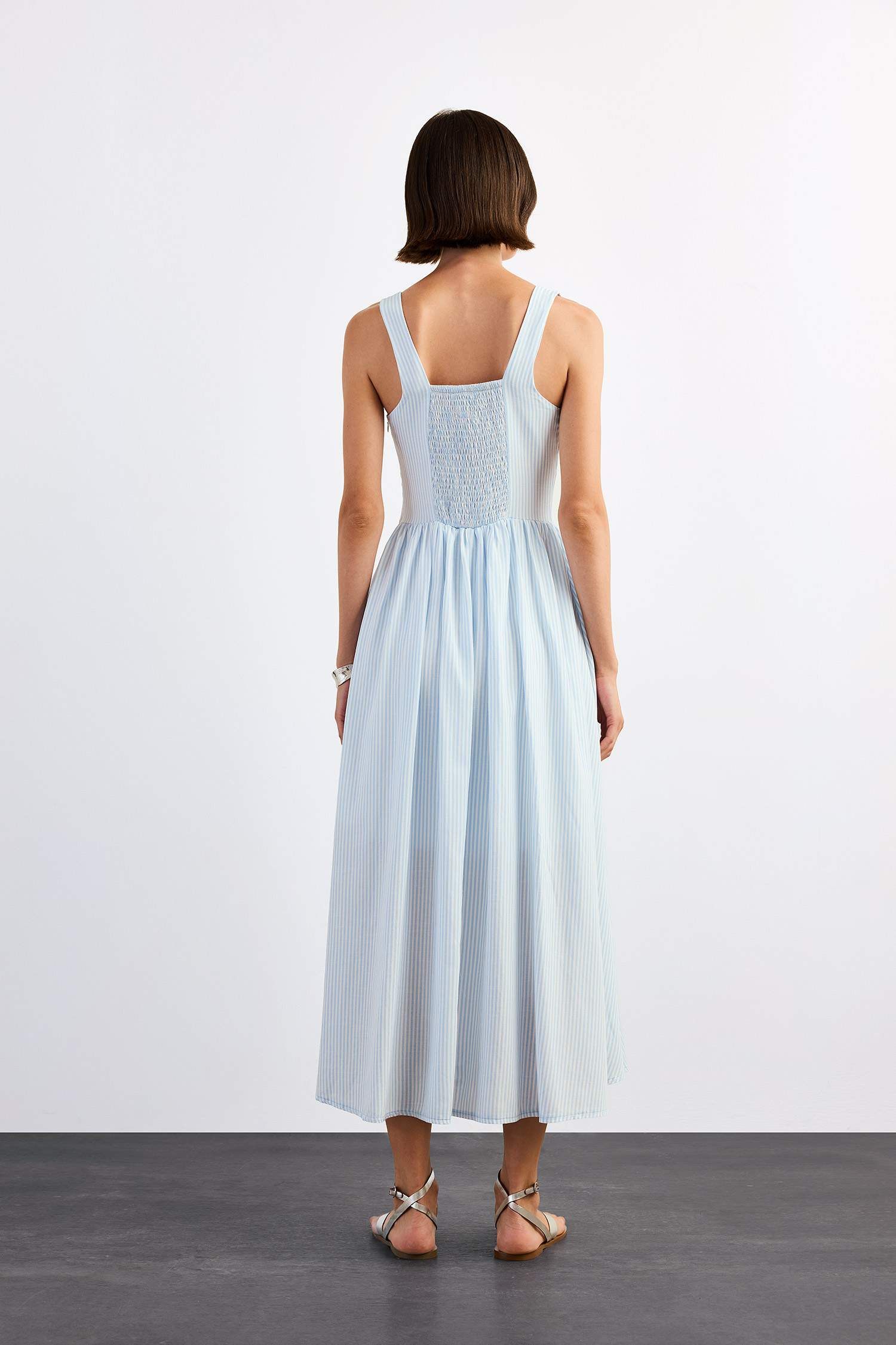 Kare Yaka Askılı Maxi Elbise