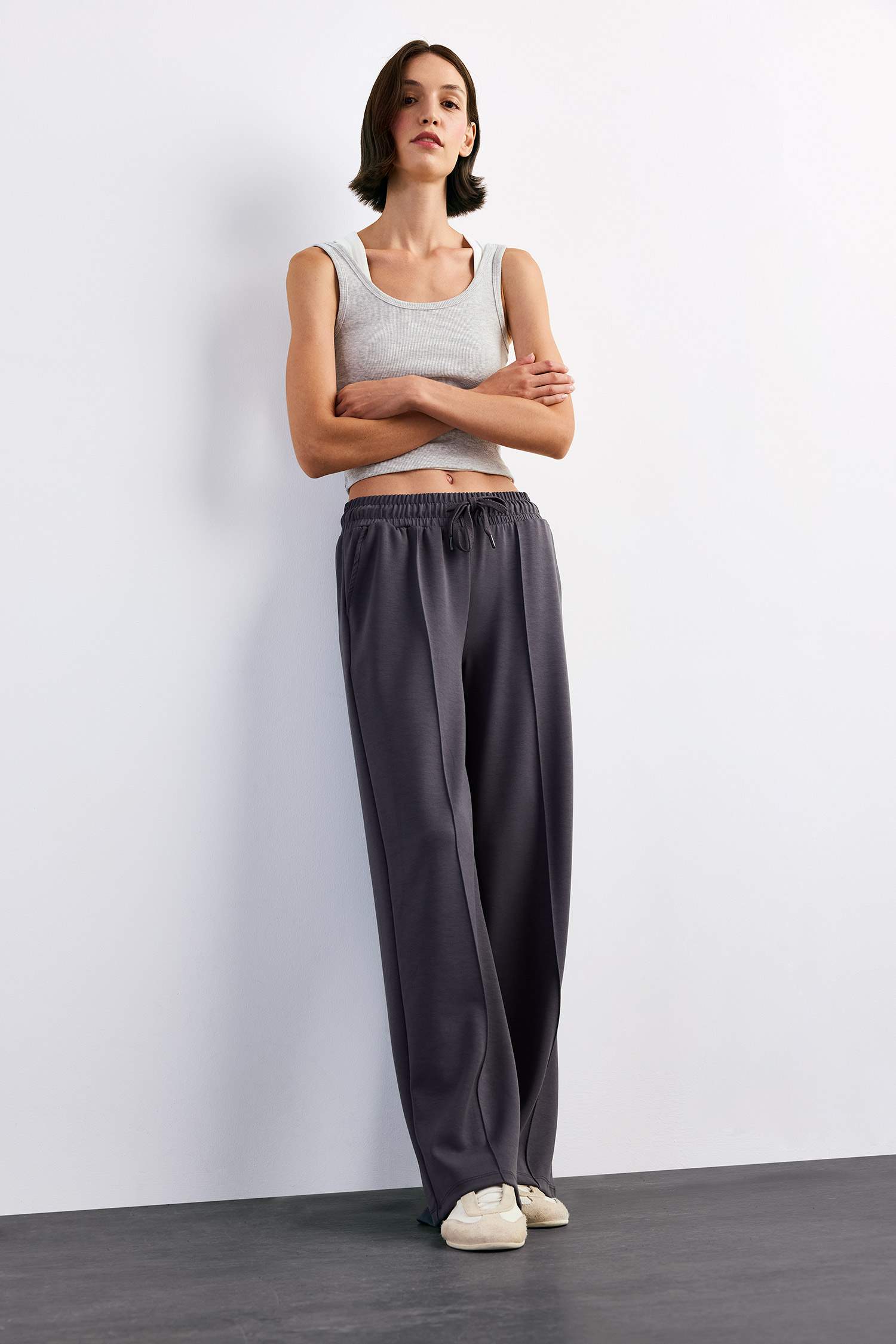 Relax Fit Normal Bel Düz Paça Modal Pantolon