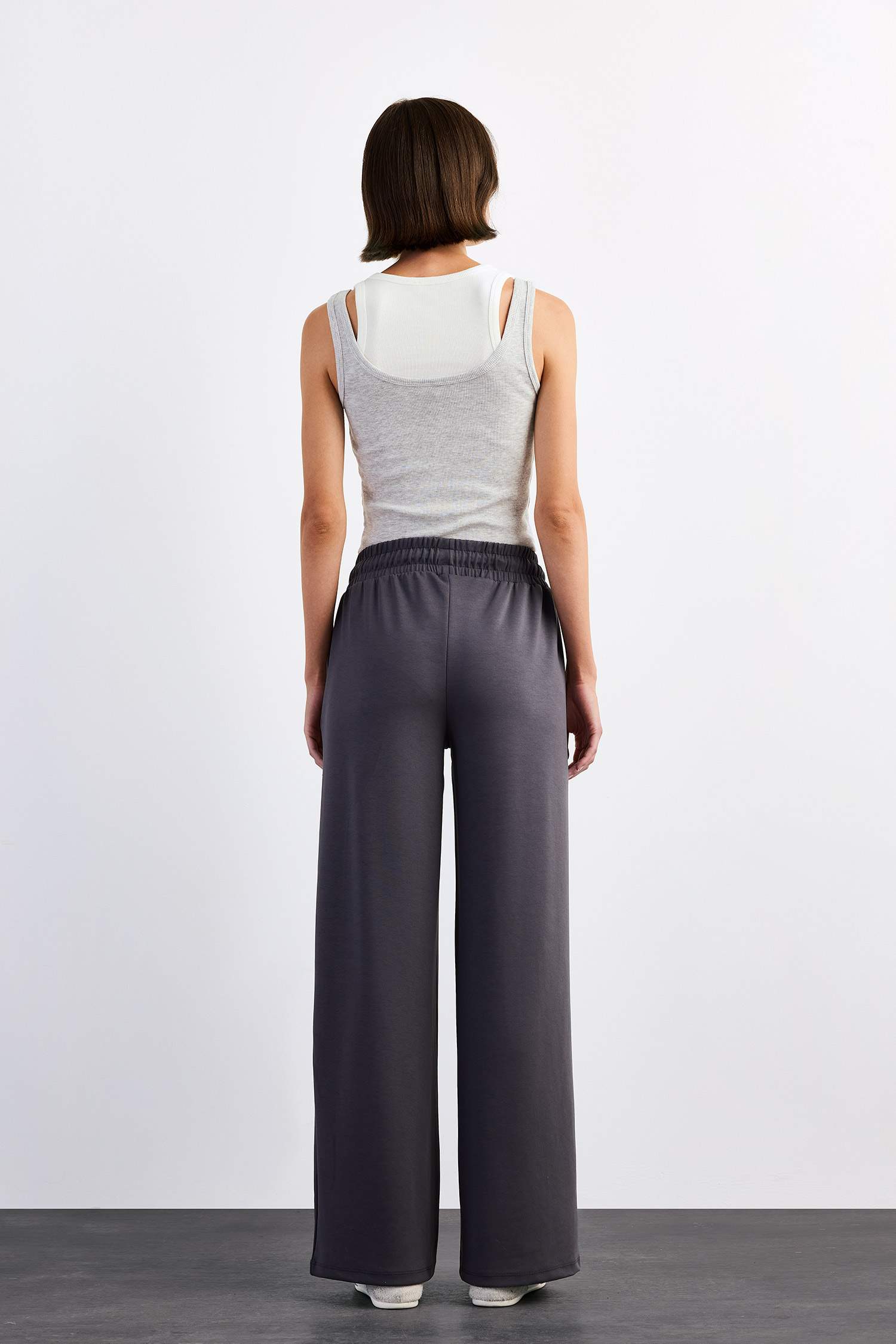 Relax Fit Normal Bel Düz Paça Modal Pantolon