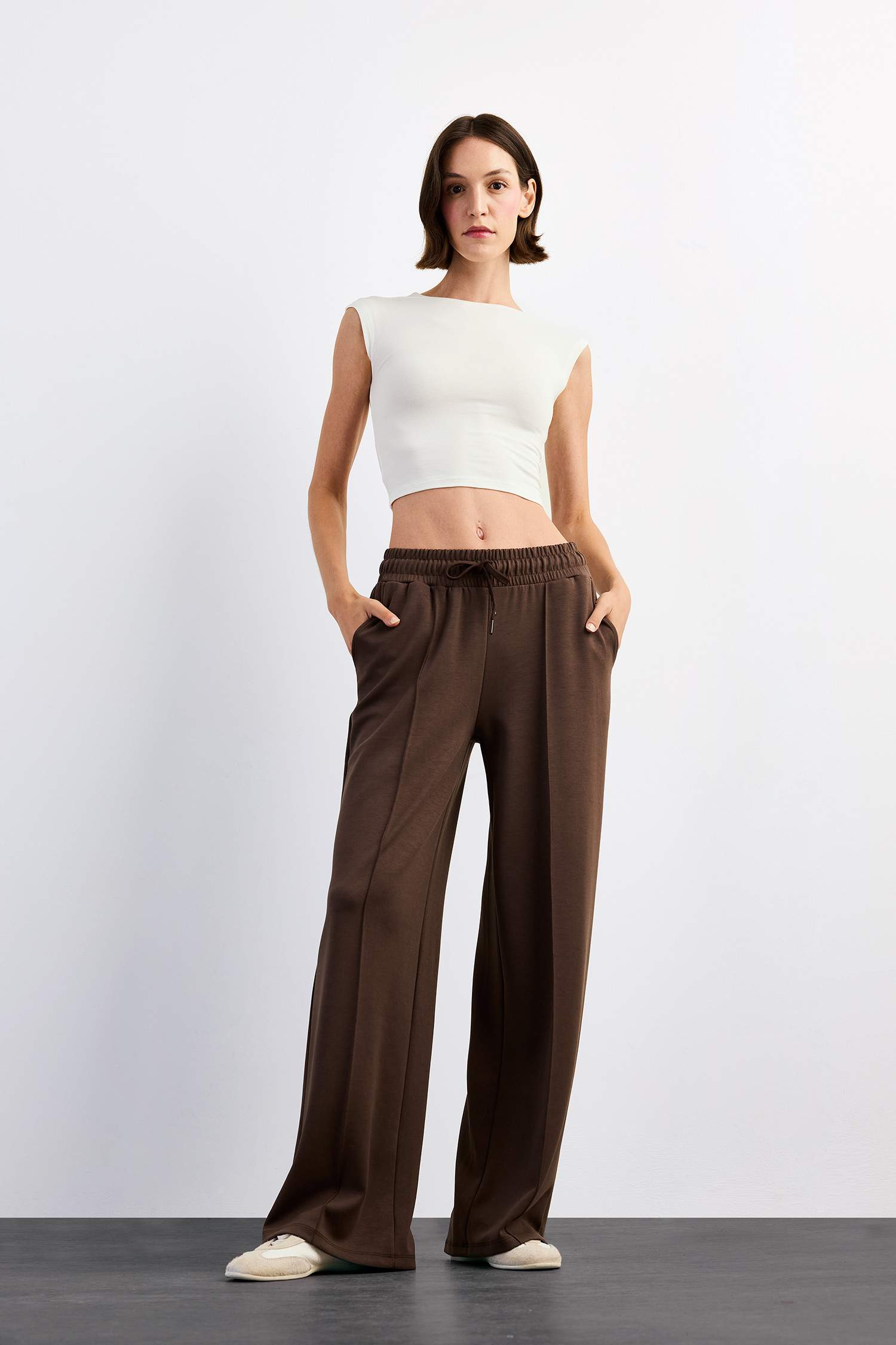 Relax Fit Normal Bel Düz Paça Modal Pantolon