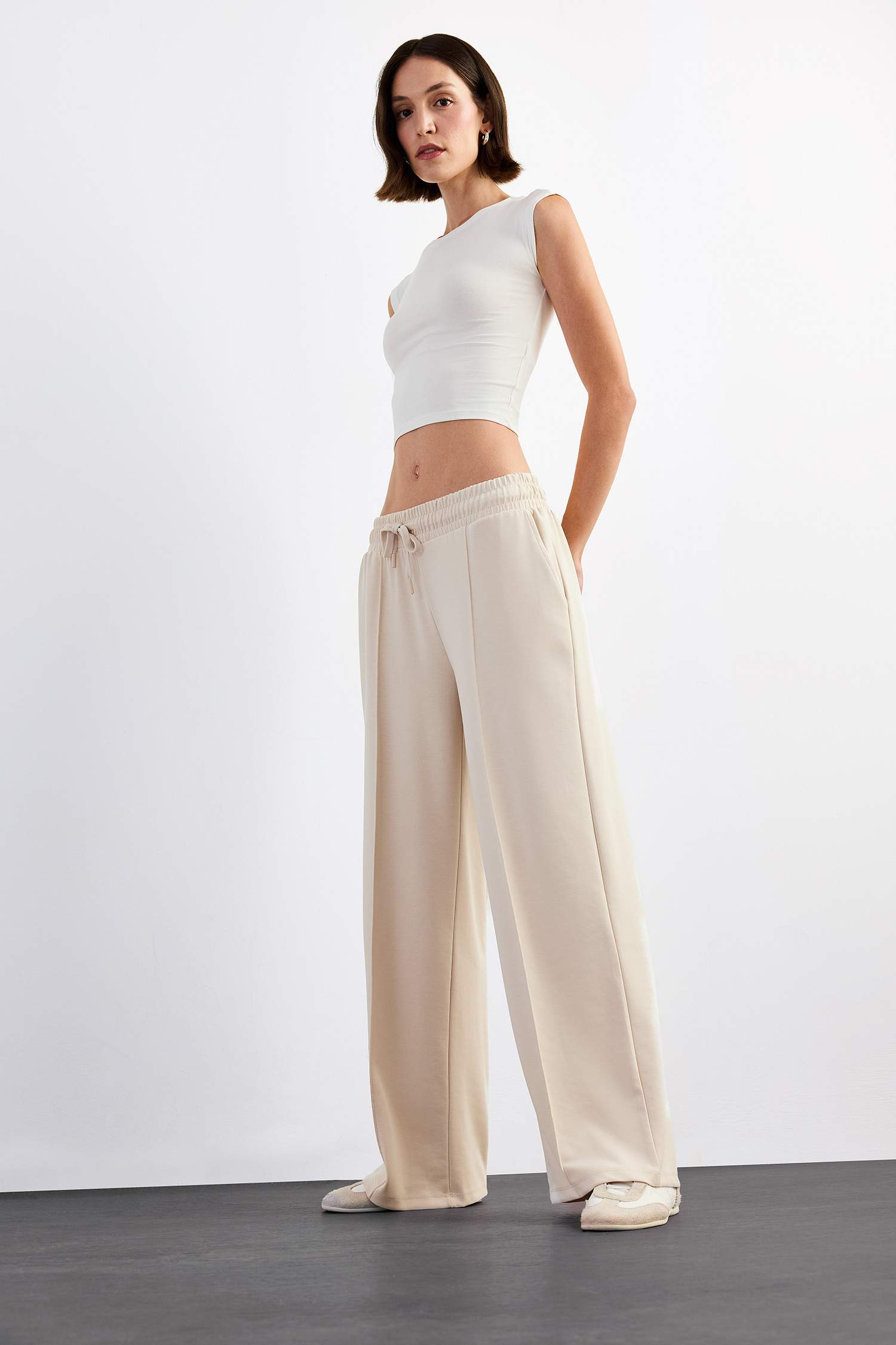 Relax Fit Normal Bel Düz Paça Modal Pantolon