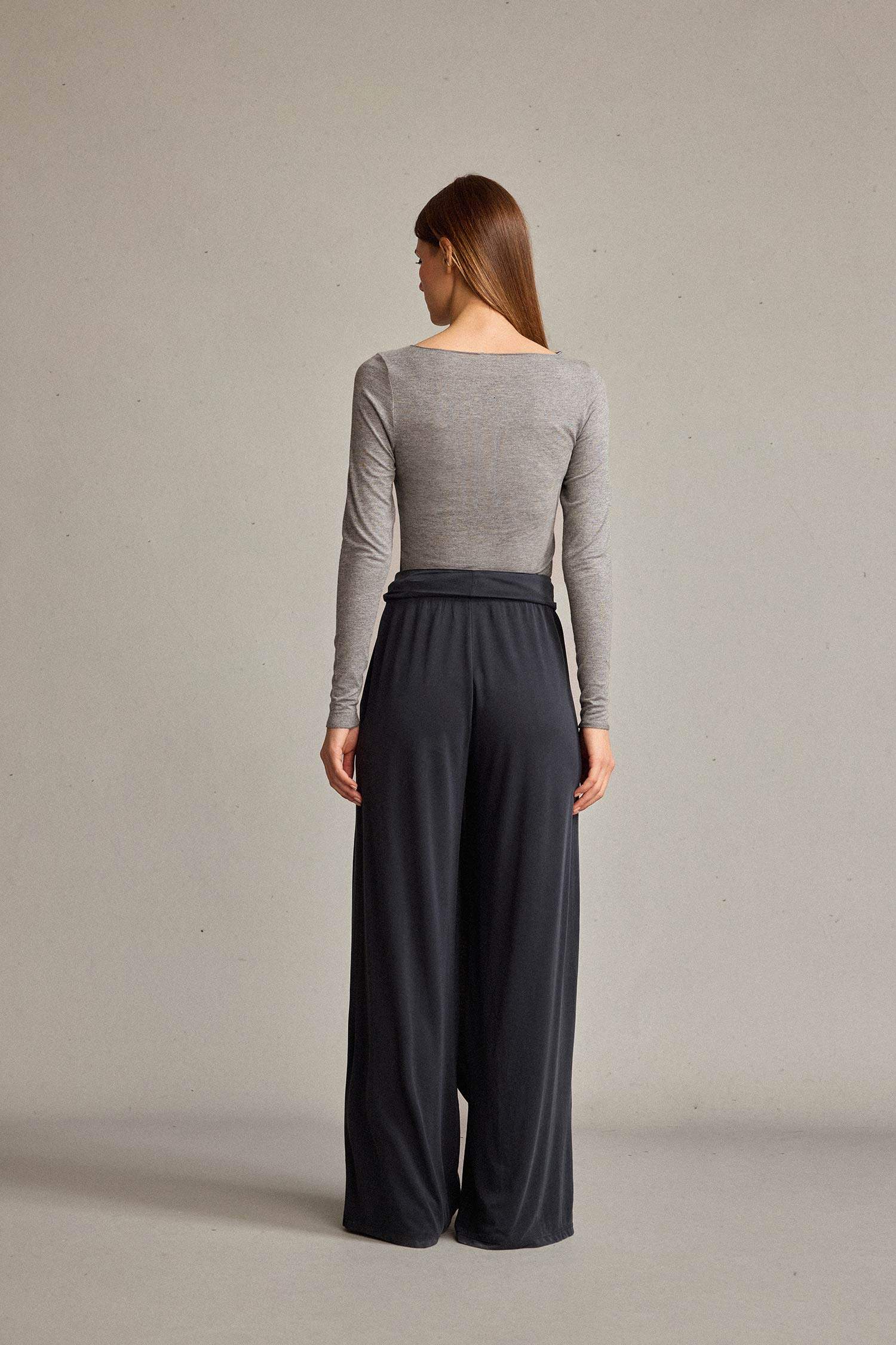 Relax Fit Normal Bel Düz Paça Modal Pantolon