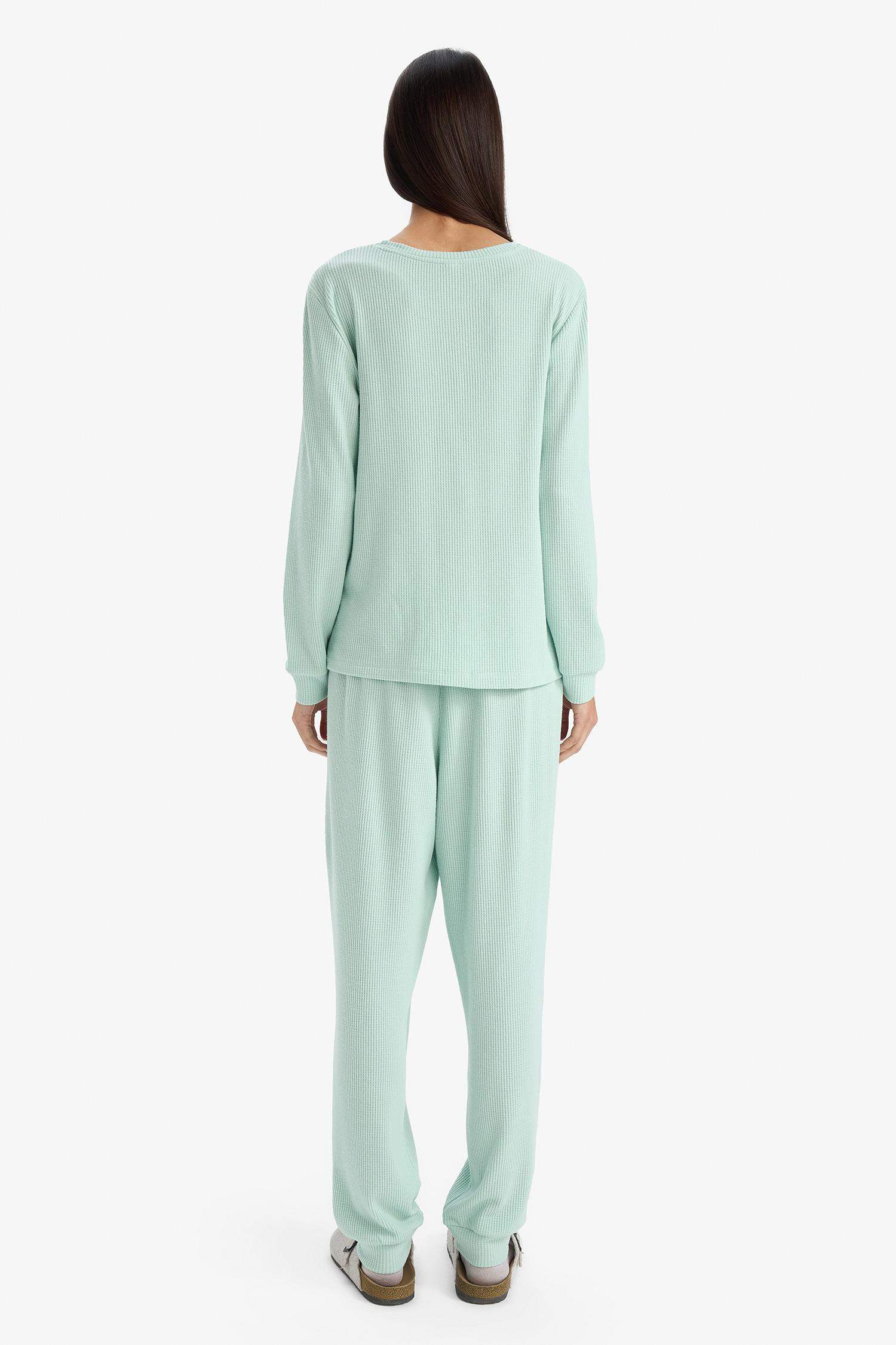 Fall in Love Regular Fit Waffle Top Bottoms 2 Piece Pajama Set