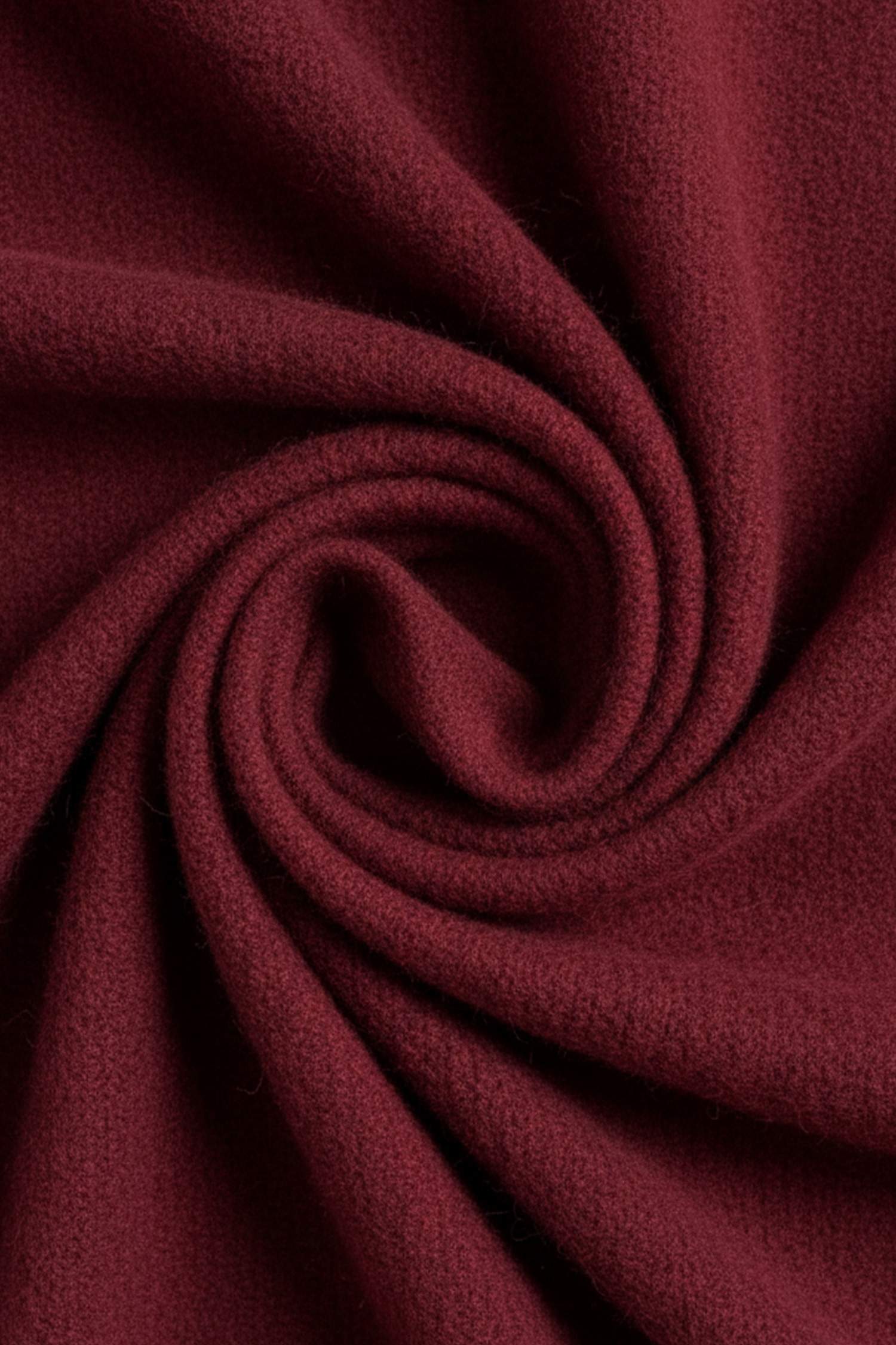 Трикотажный свитер с круглым вырезом стандартного покроя