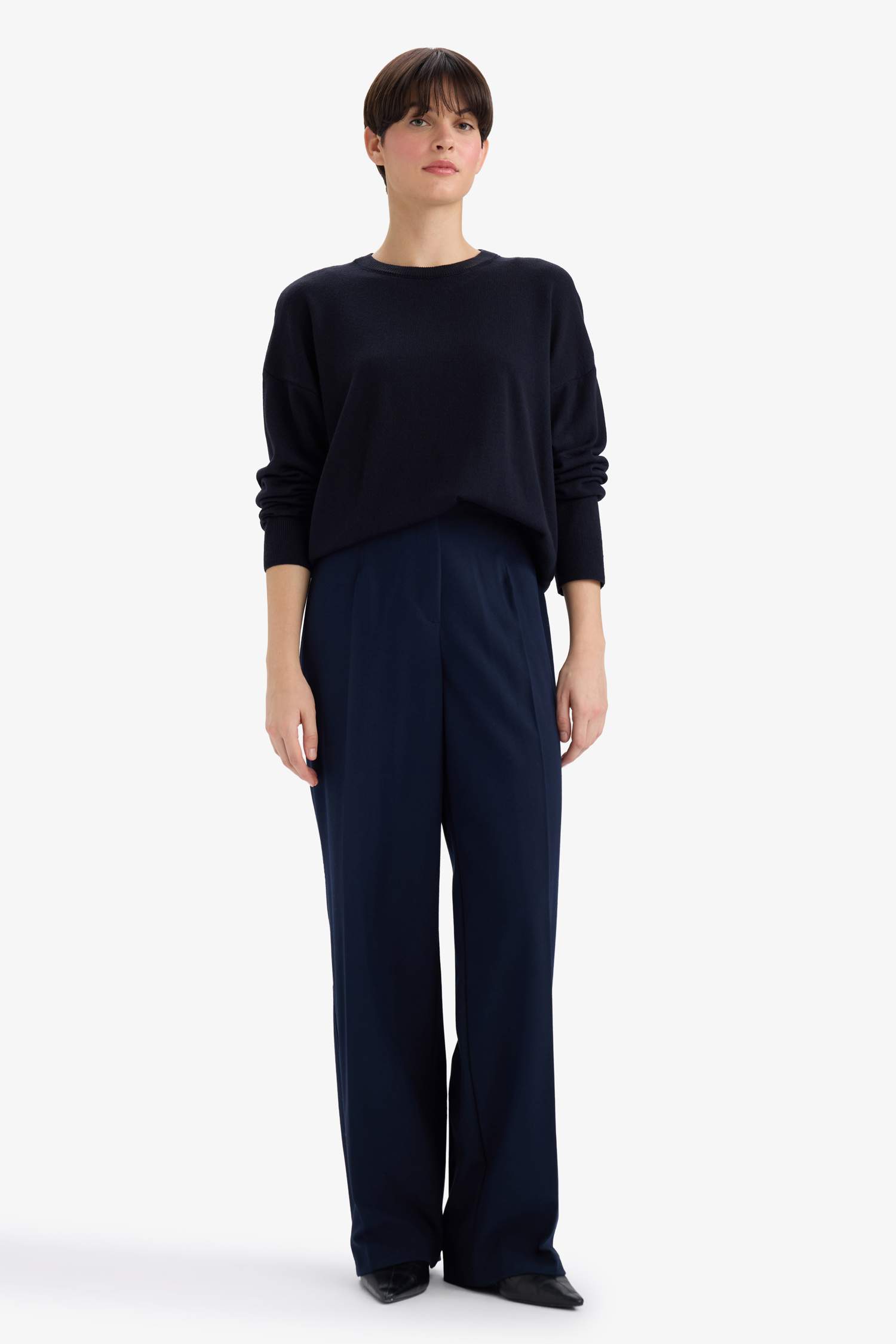 Пуловер с круглым вырезом, стандартный крой