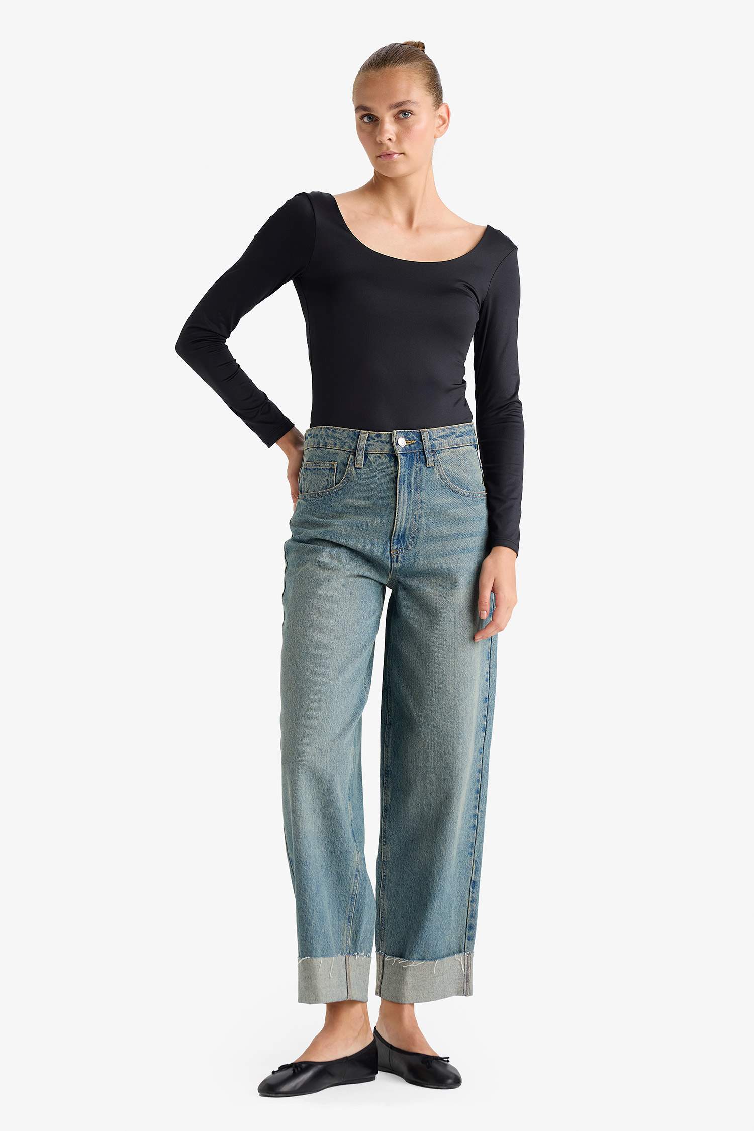 Kare Yaka Uzun Kollu Çıtçıtlı Body