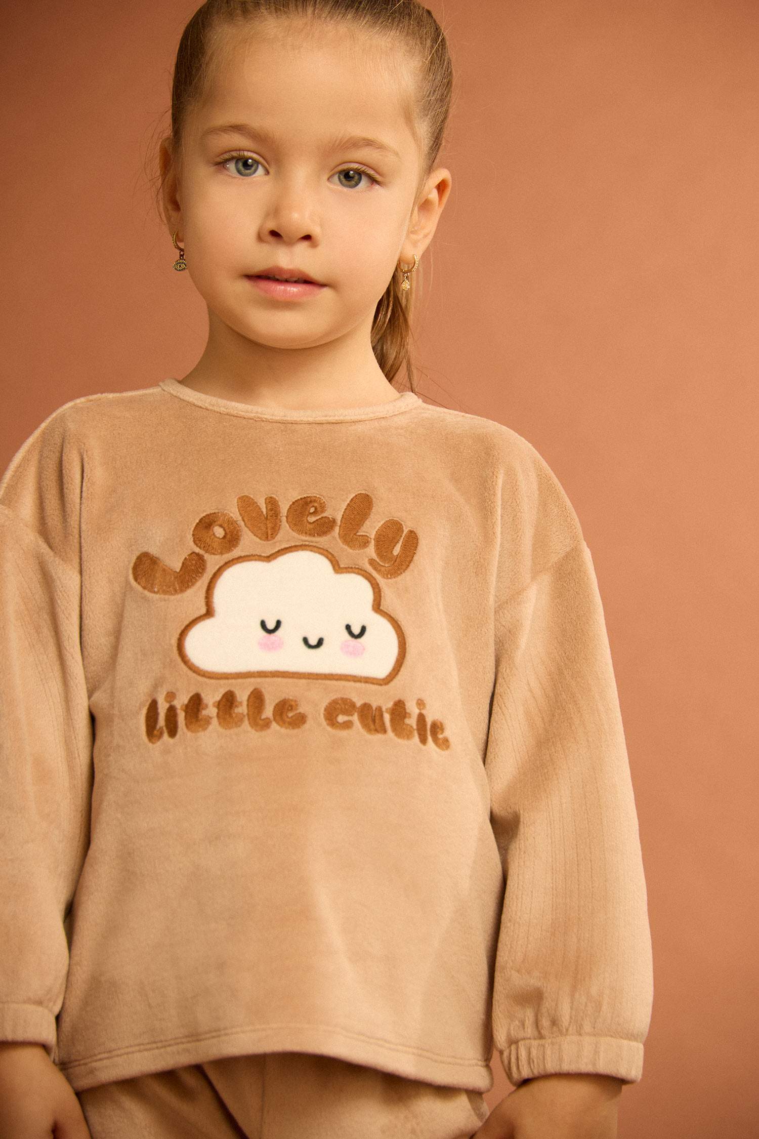 Kız Bebek Pijama Takımı Bulut Baskılı Uzun Kollu Welsoft Pelüş Üst Uzun Alt