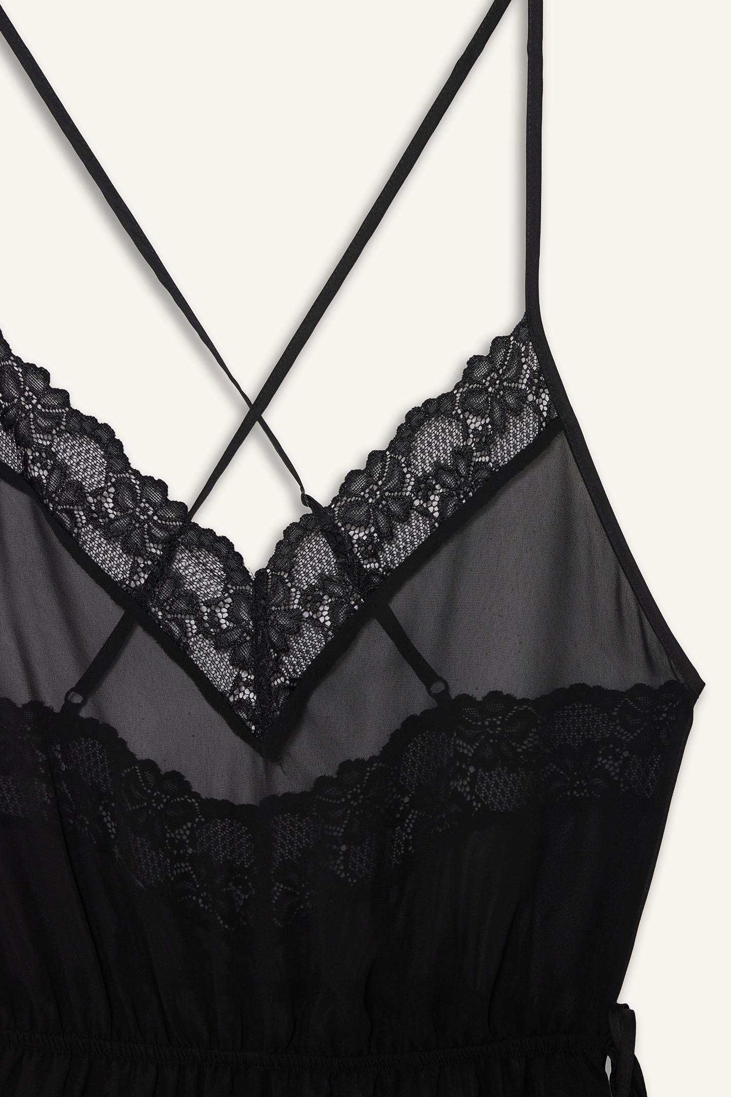 جمبسوت شيفون قصة عادية بياخة V بحمالات