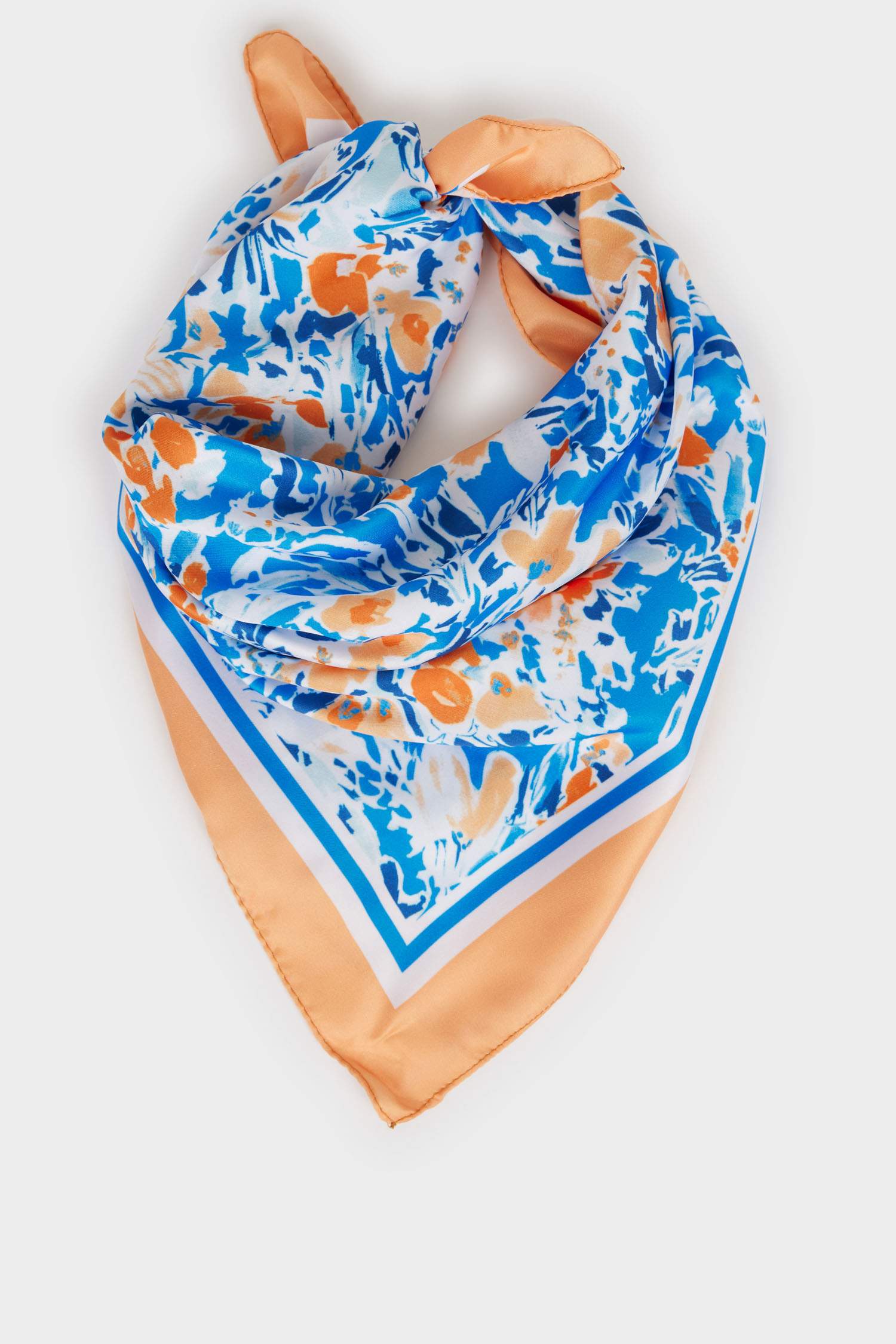 Woman Patterned Scarf