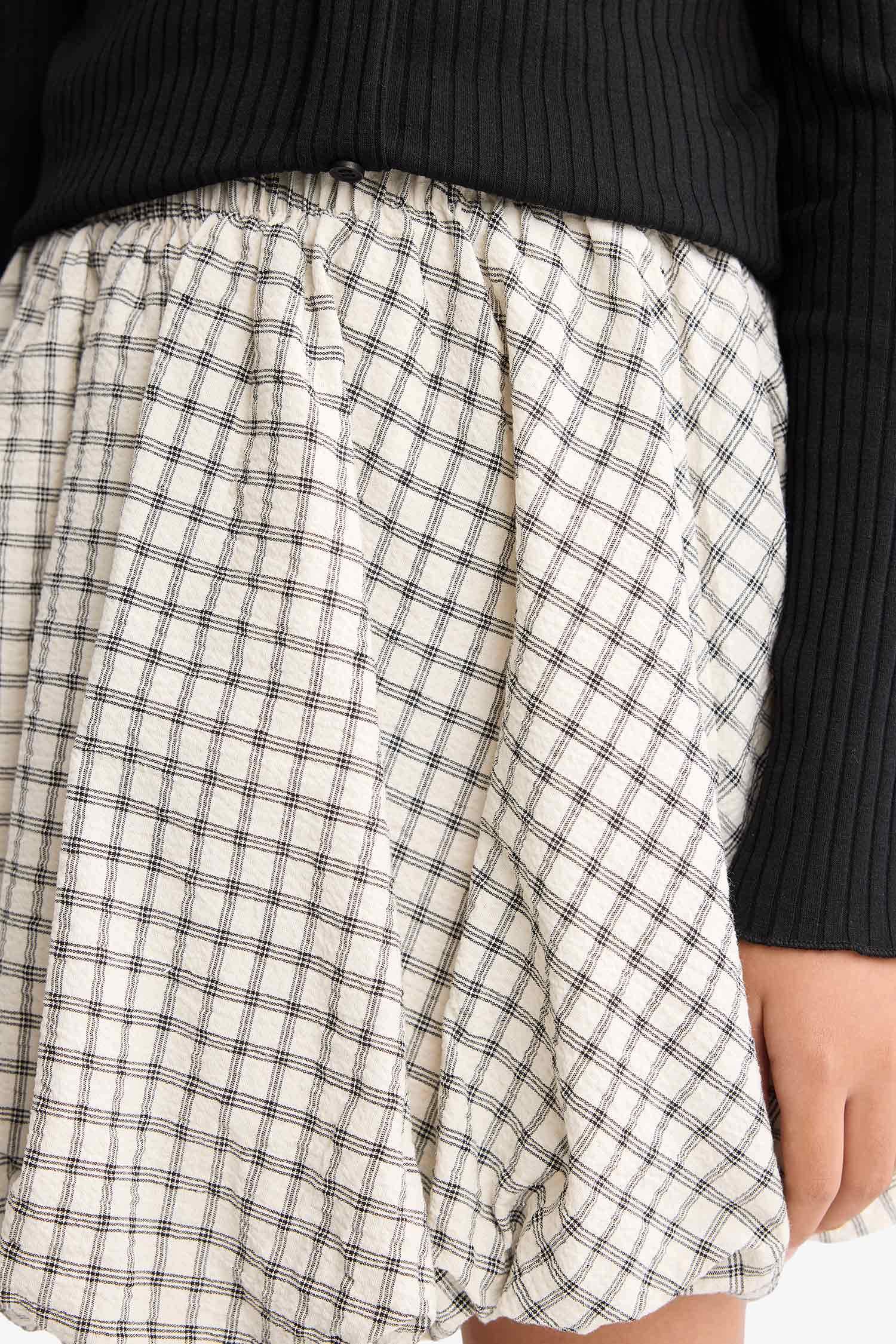 جيبة بناتي كاروهات منسوج