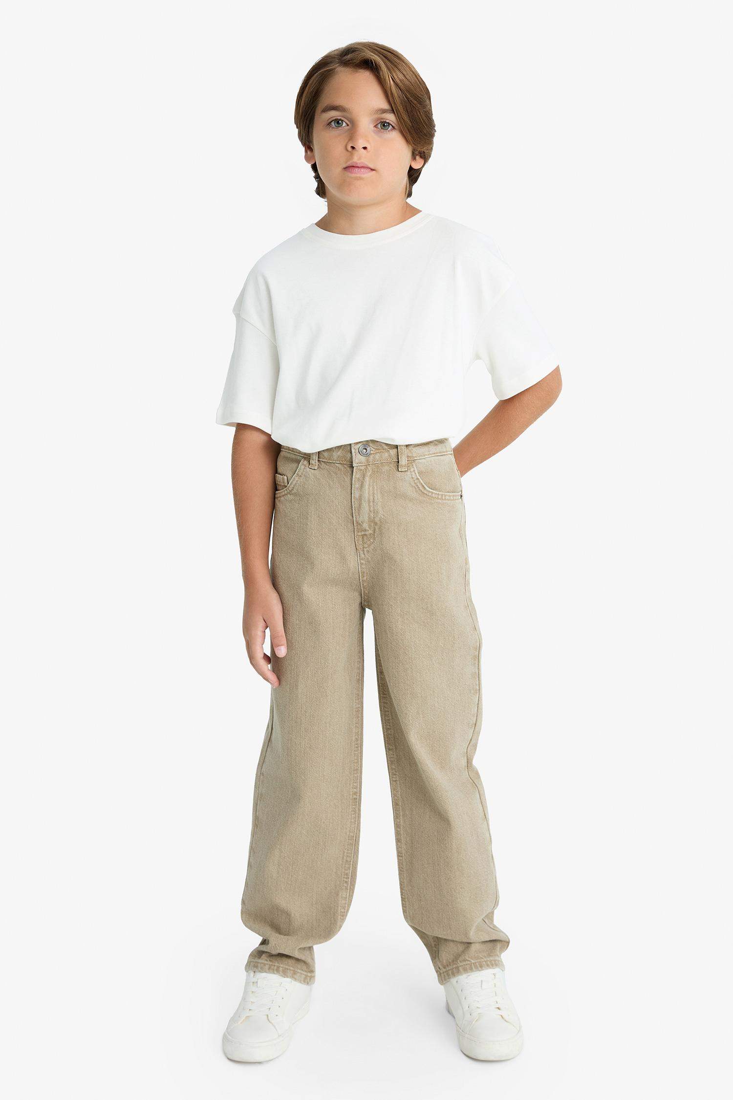 Boy Wide Leg Straight Leg Jeans