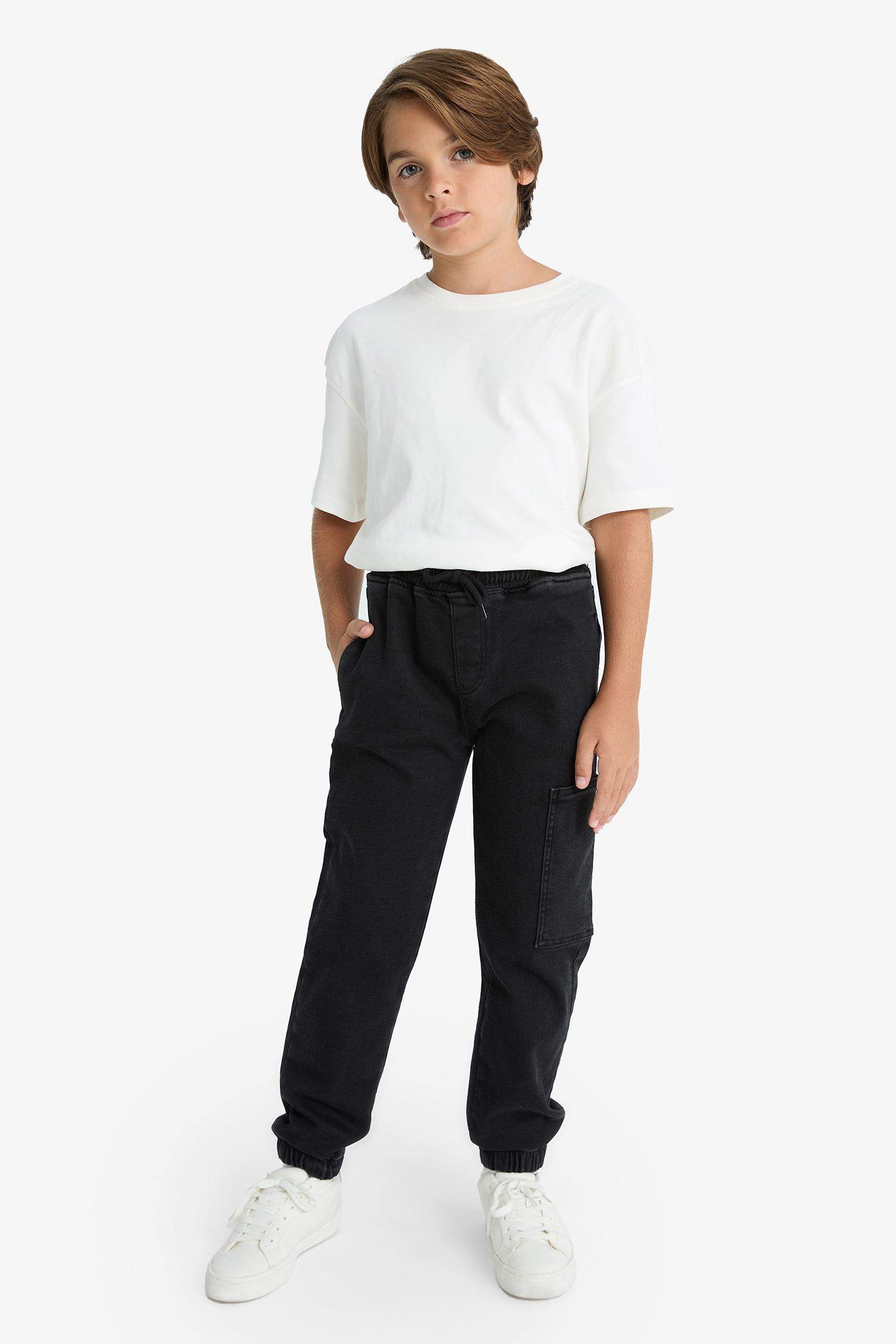 بنطرون جينز ولادي كارجو بساق مطاطي بجيب