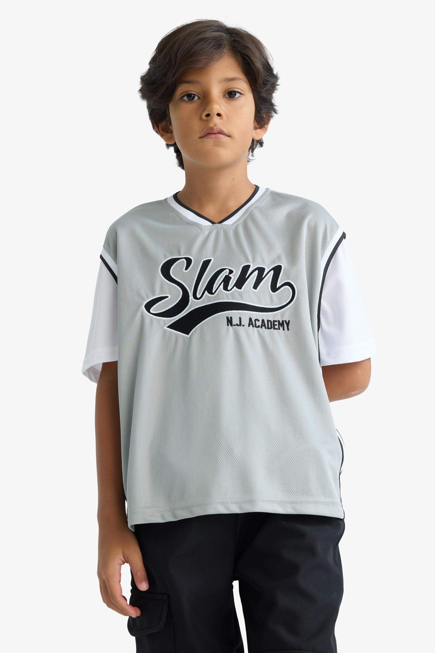 Boy Oversize Fit V-Neck Tulle T-Shirt