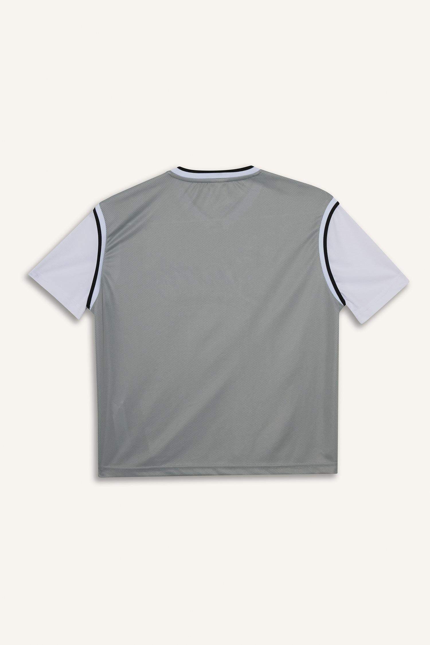 Boy Oversize Fit V-Neck Tulle T-Shirt