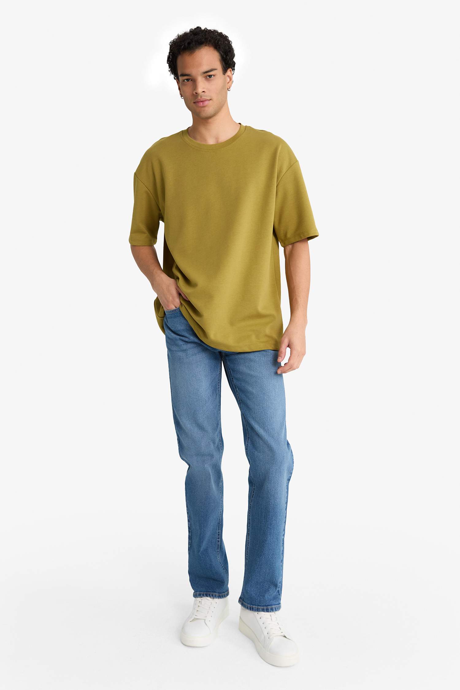 Oversize Fit Crew Neck Short Sleeve T-Shirt