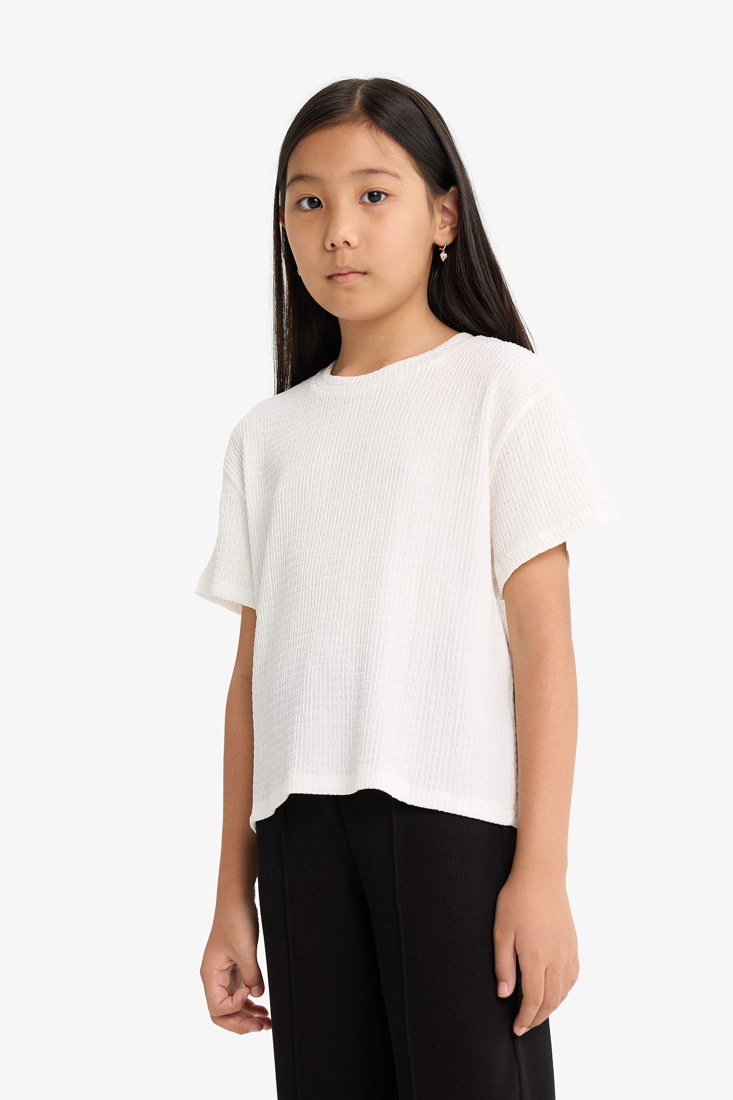 تيشيرت بناتي نص ردن اوفر سايز بياخة مستديرة