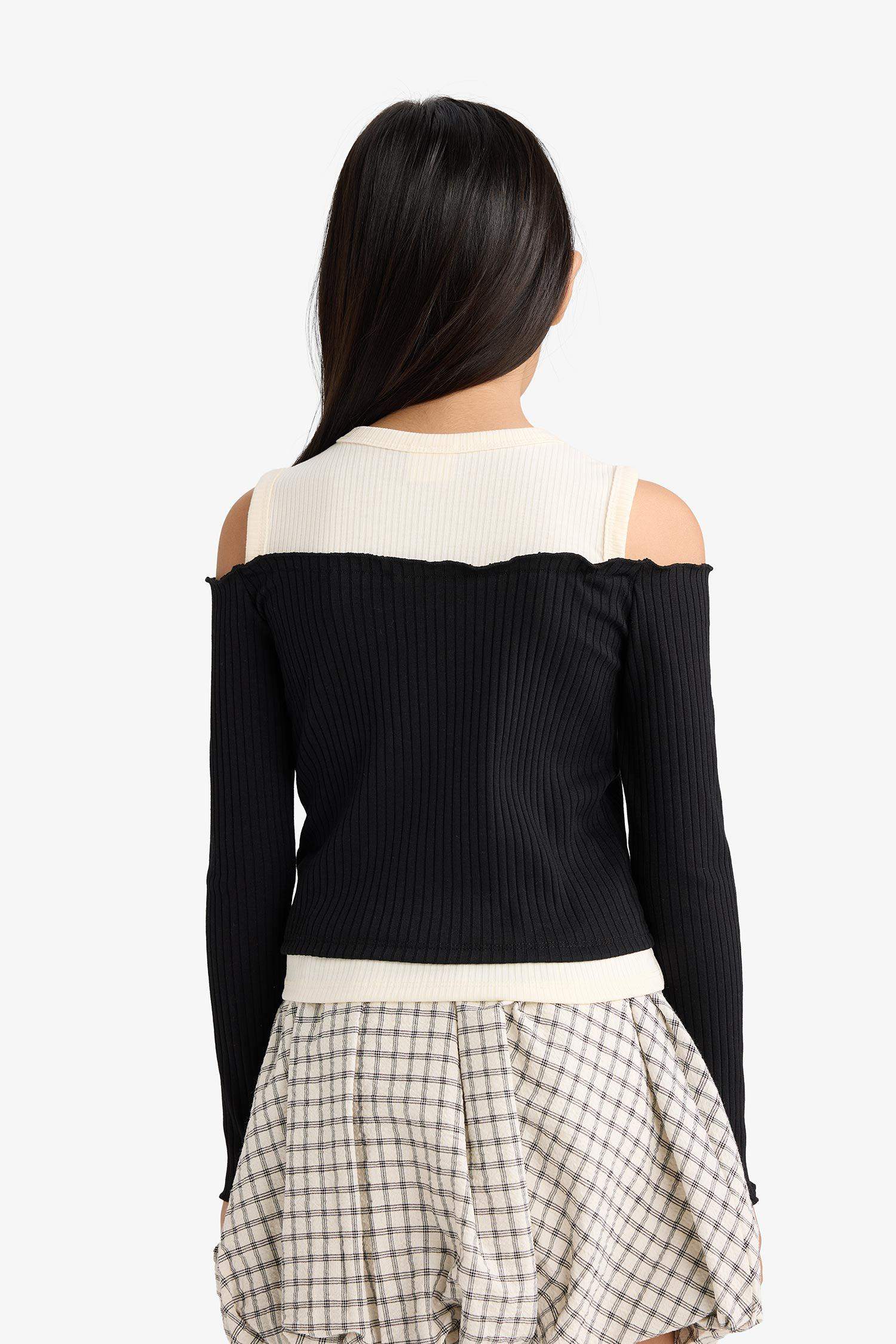 Kız Çocuk Slim Fit Dar Kesim Omzu Açık Fitilli Kaşkorse Uzun Kollu Tişört 