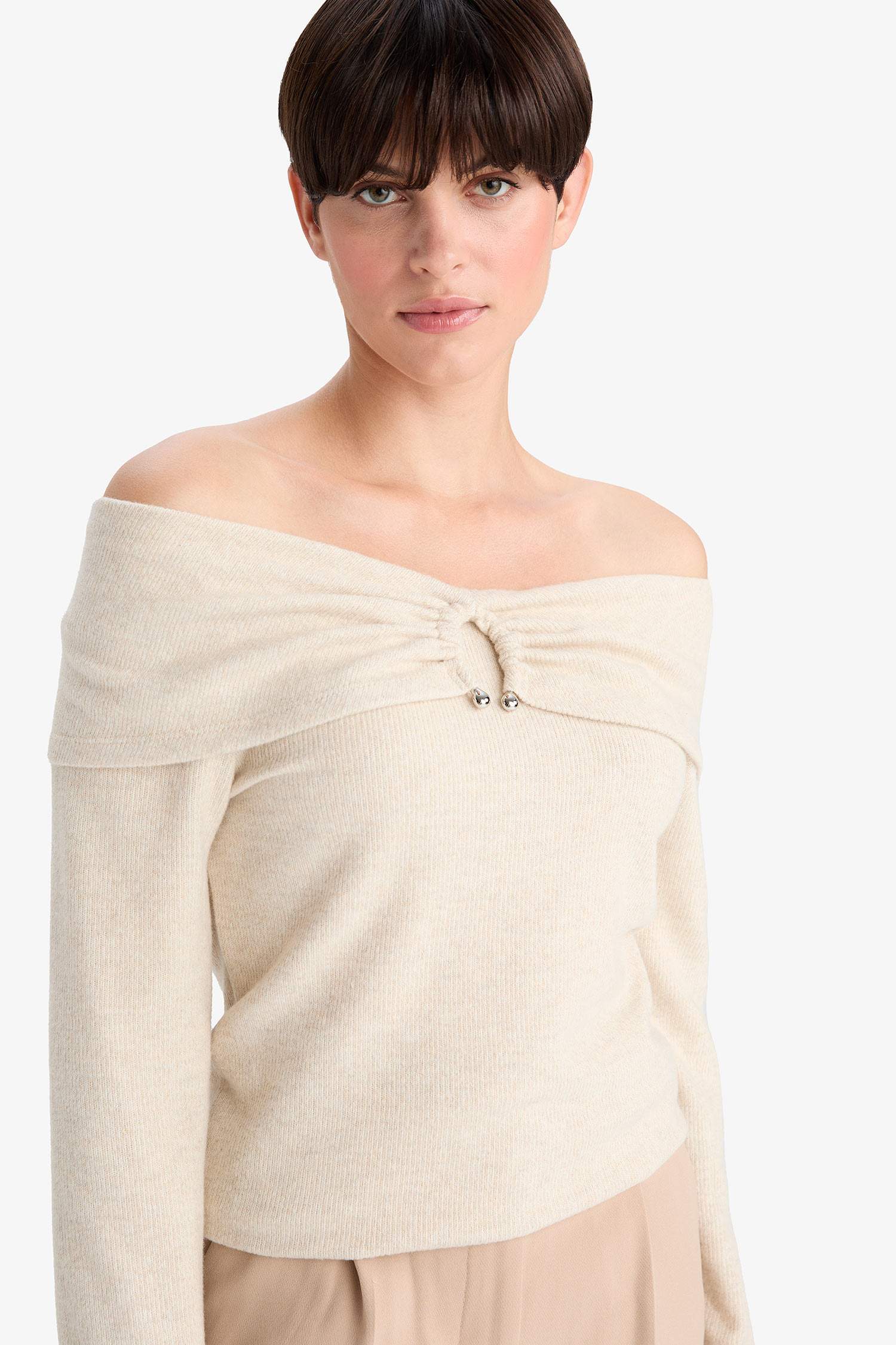 Slim Fit Off Shoulder T-Shirt