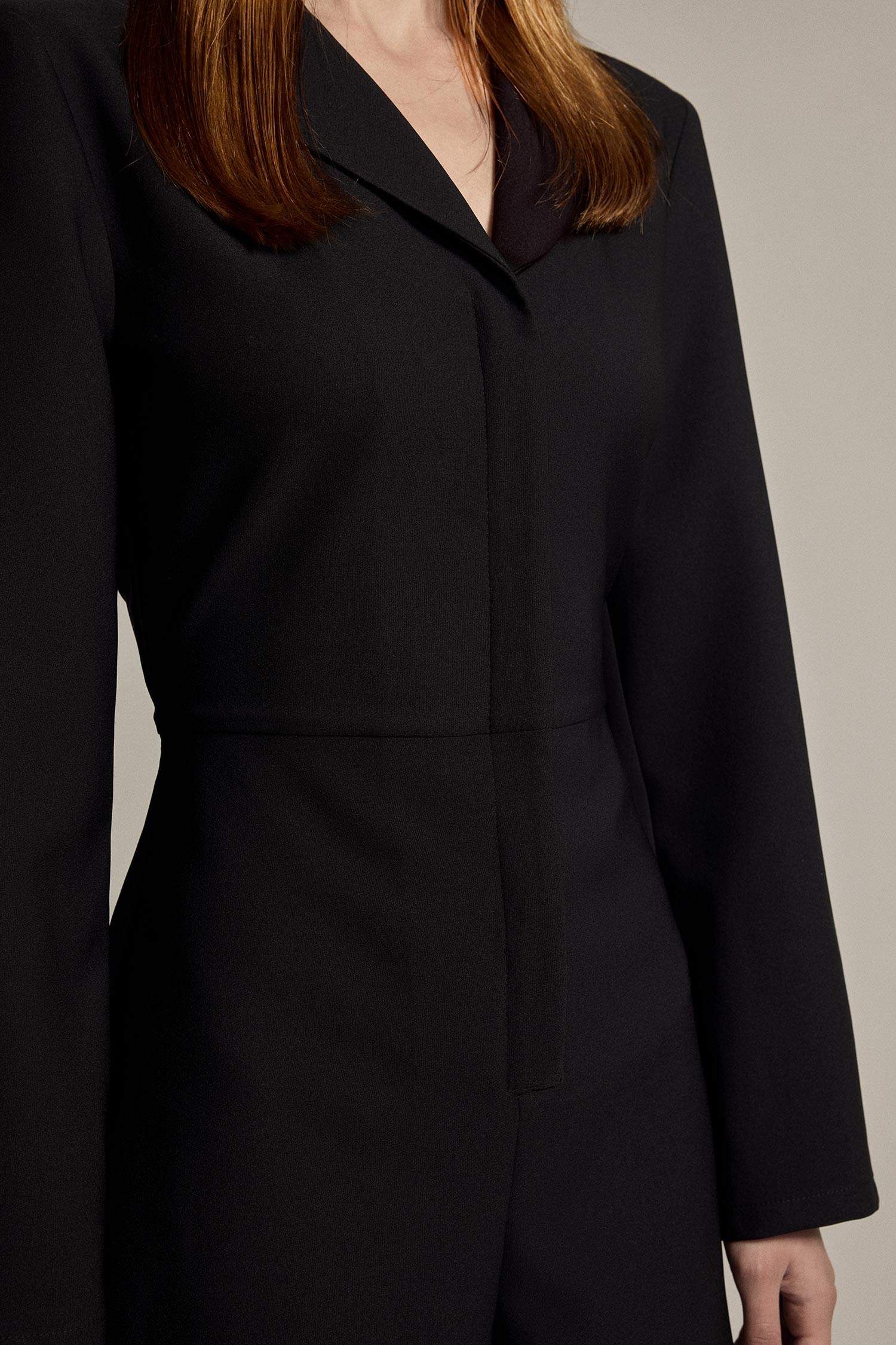 Fitted Krep Uzun Kollu Kısa Tulum